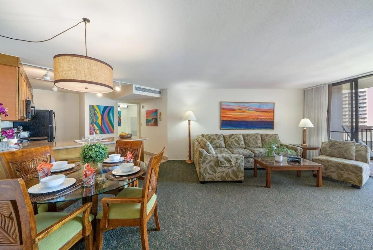 Kaanapali Shores 709 · Tropical Hawaiian Getaway 1BD Ocean View