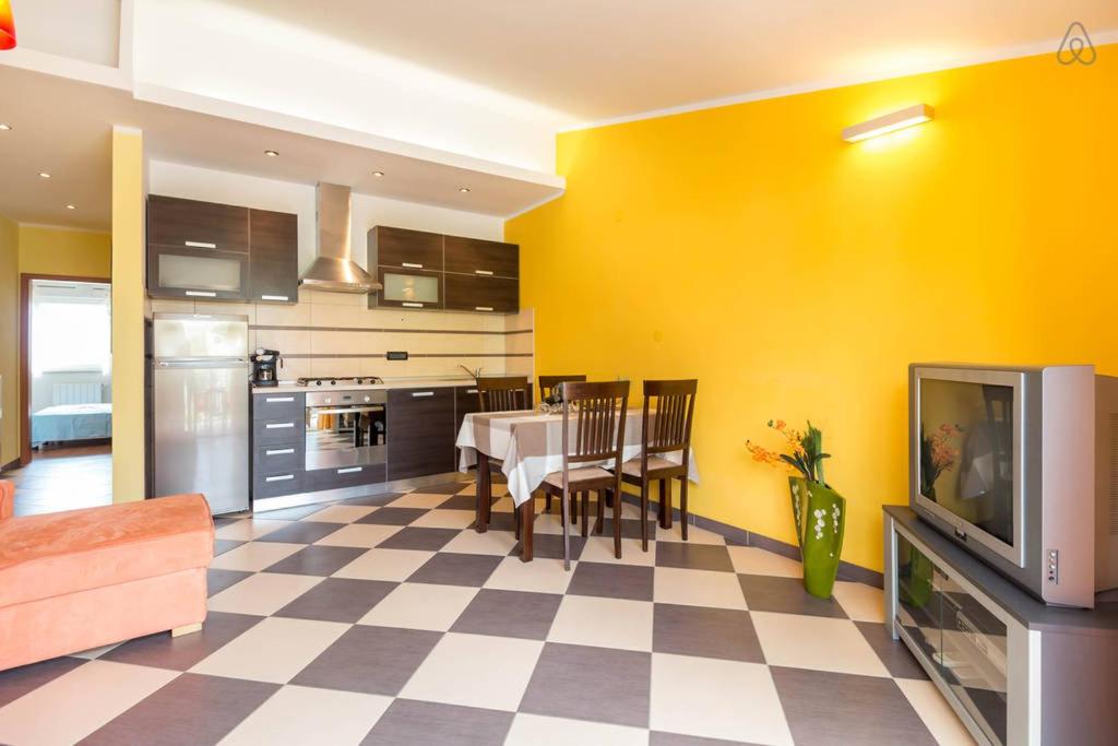 Modern Apartment Milotić view 3