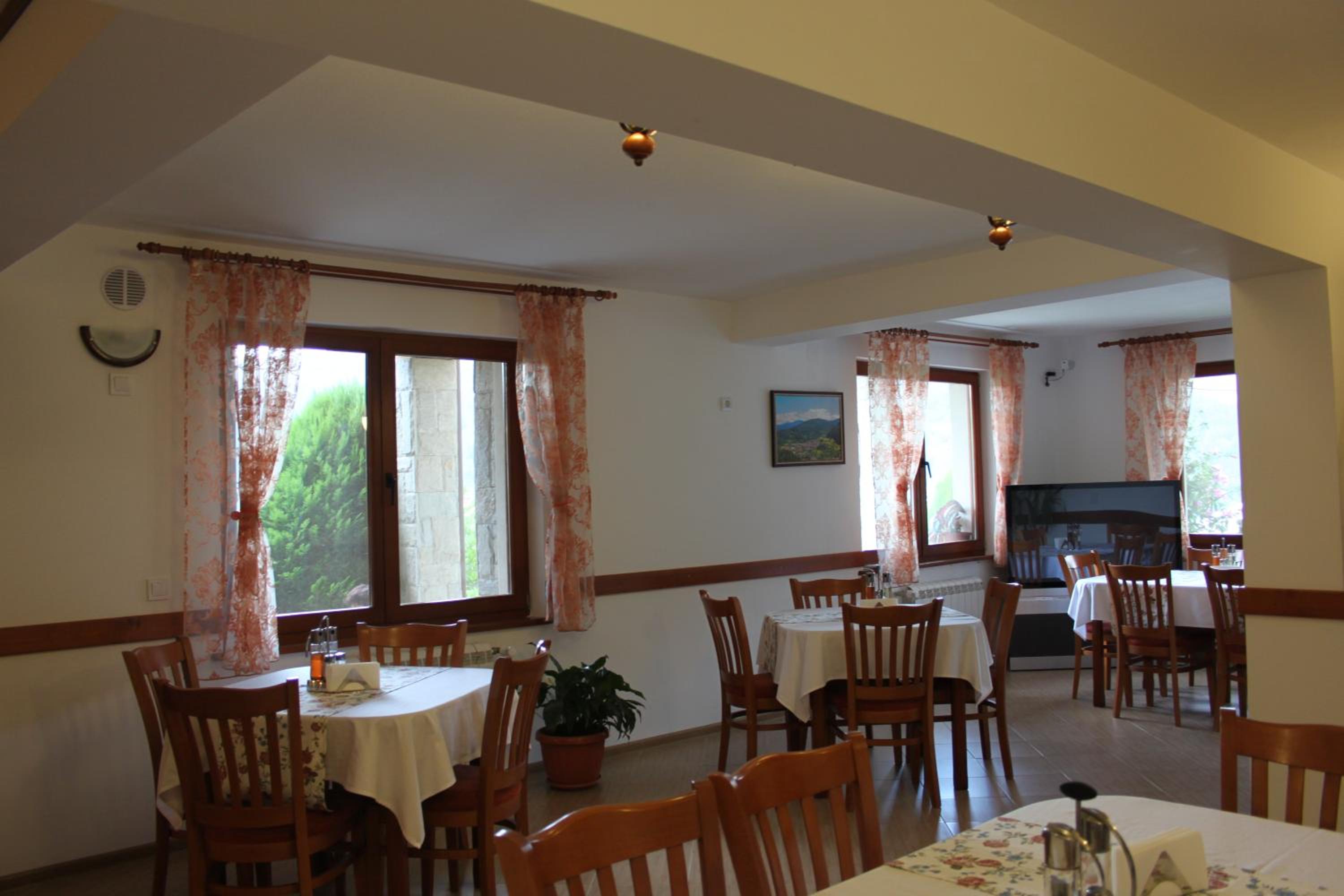 Kris Guest House