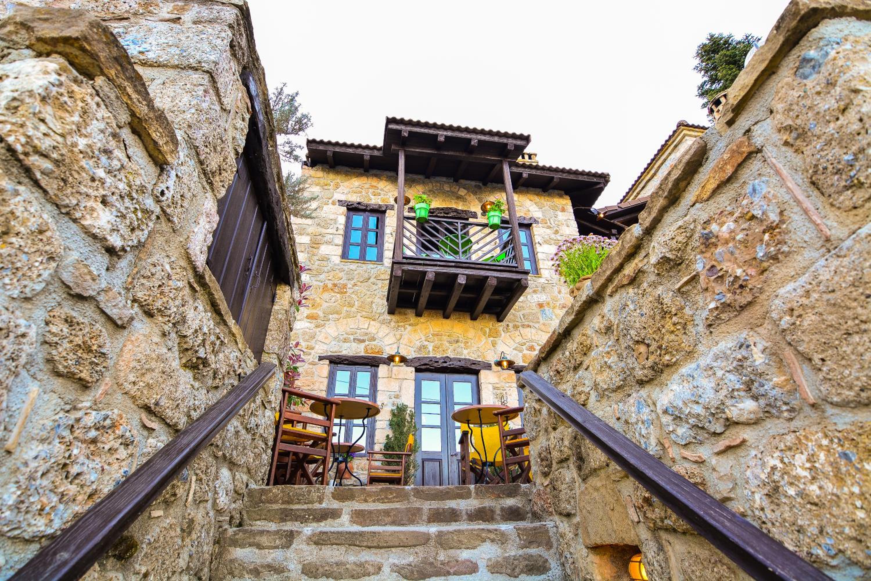 Varnevo Guesthouse view 3