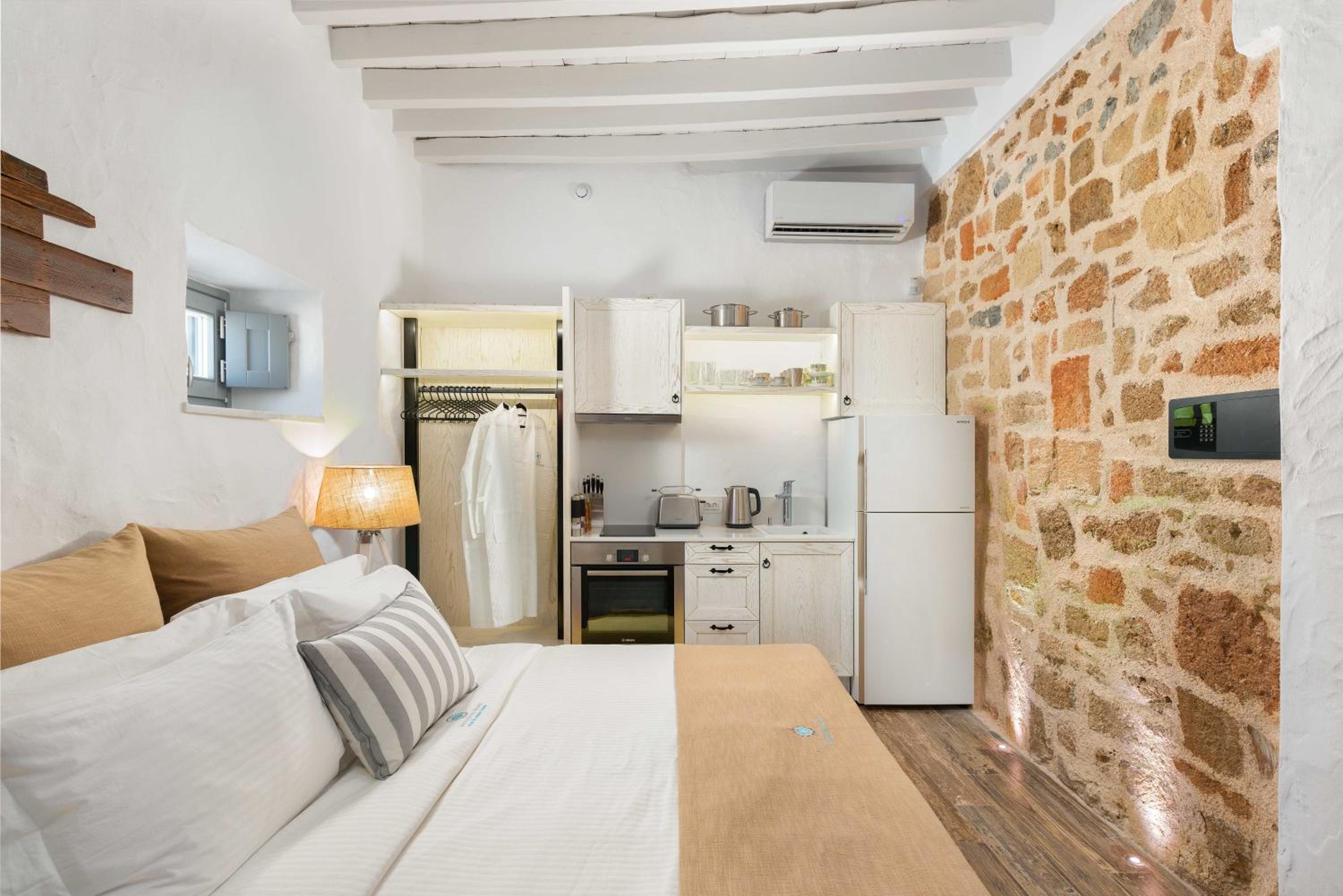 Lindos Shore Superior Studio photo 2