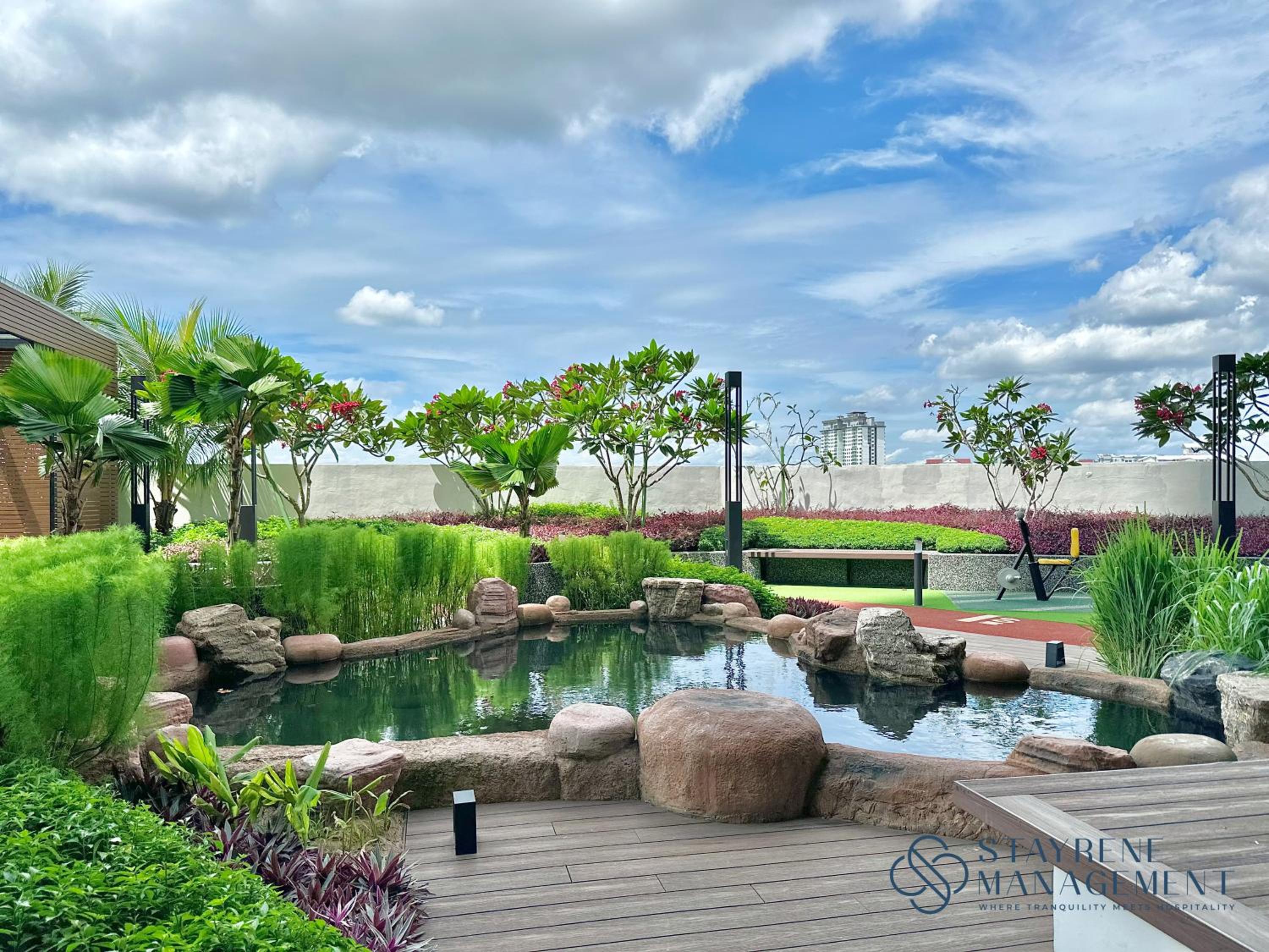 Space Residency Near KSL Mall JB by Stayrene