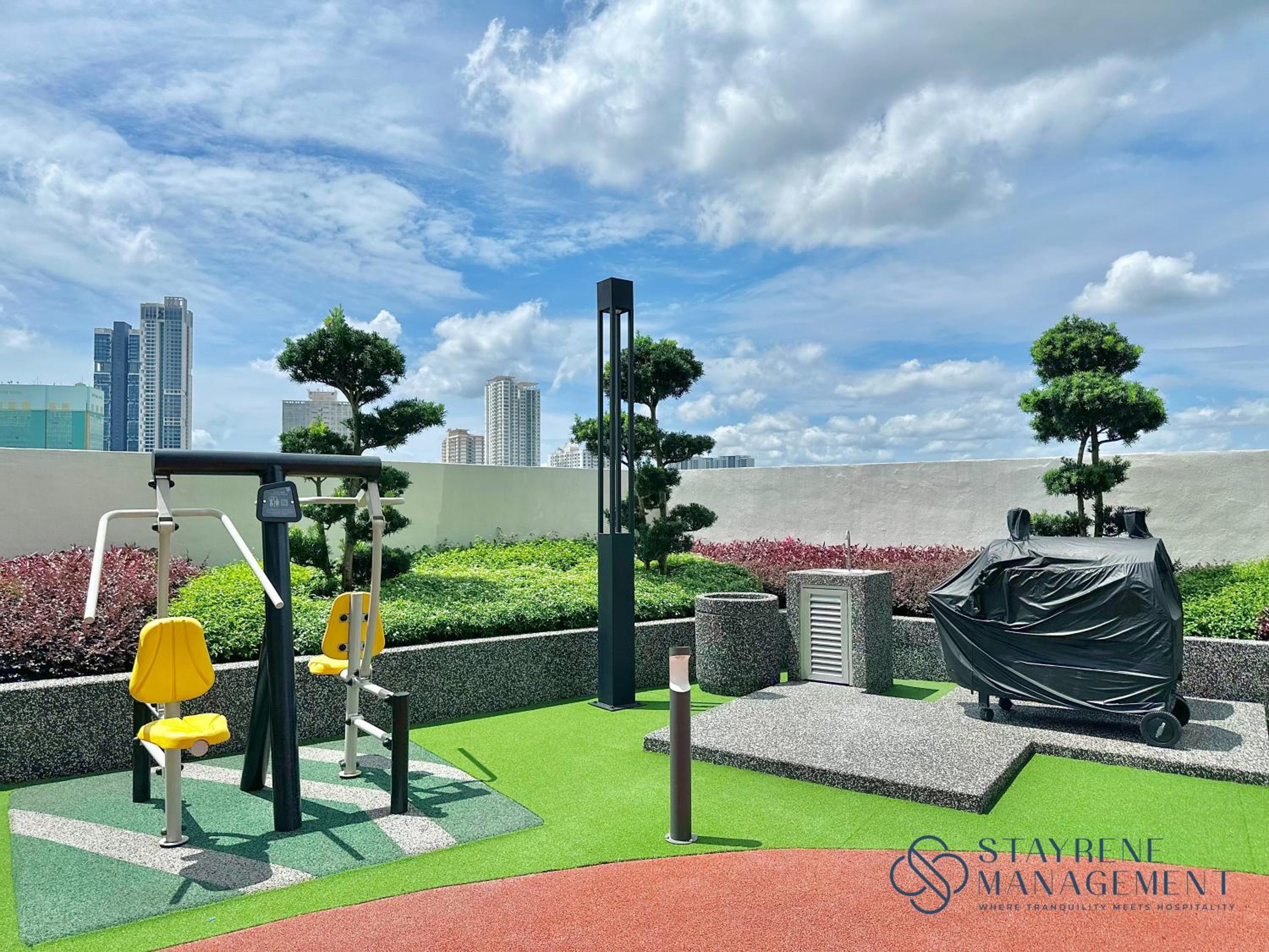 Space Residency Near KSL Mall JB by Stayrene