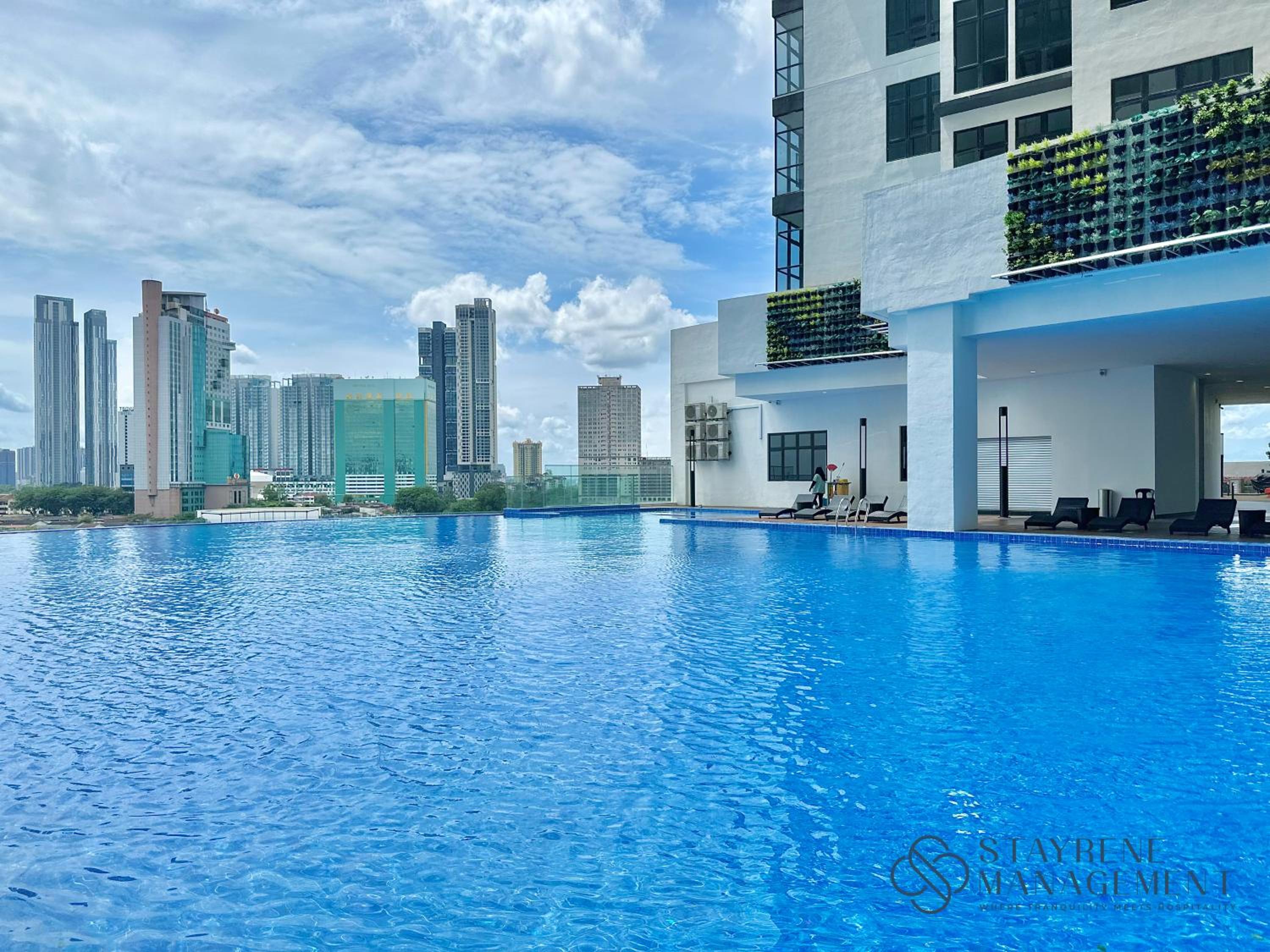 Space Residency Near KSL Mall JB by Stayrene