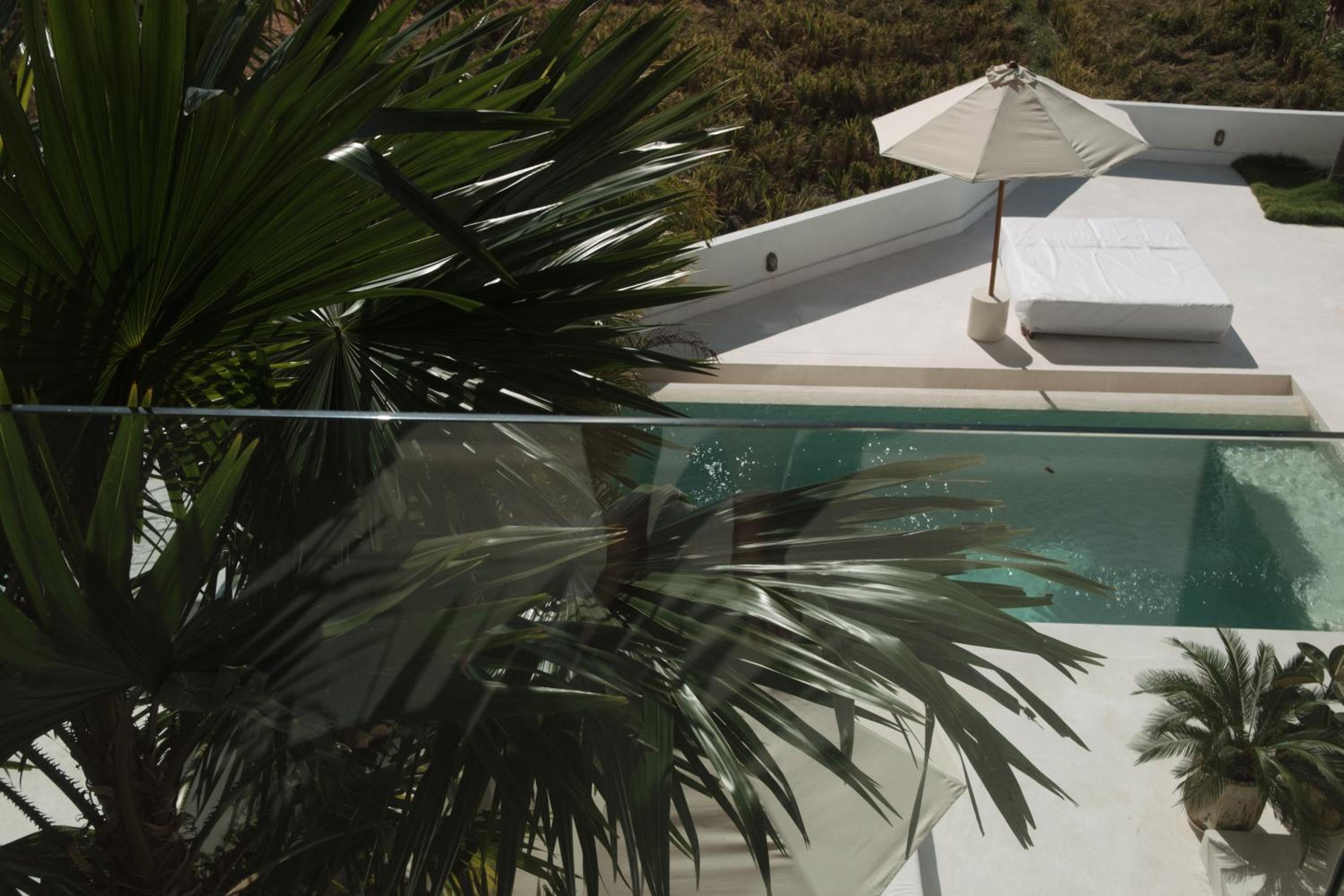 The Iggy Hotel 2BR Villa with Sauna & Ice bath