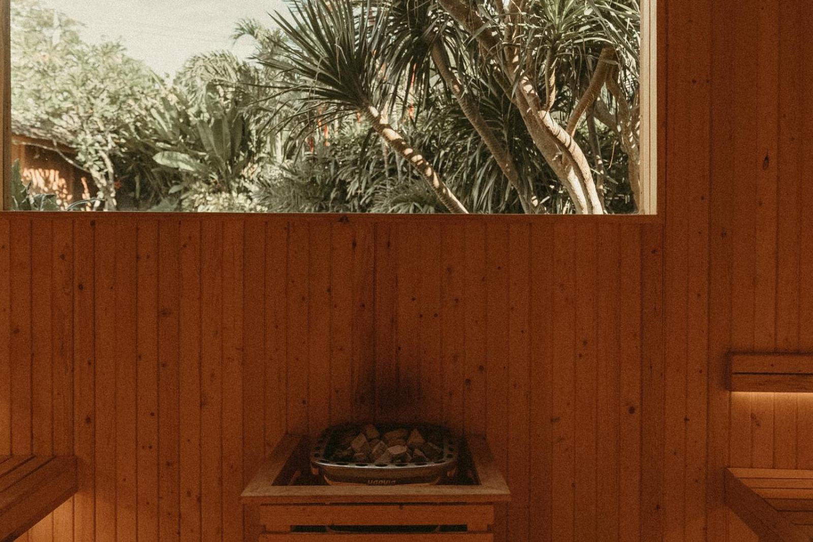 The Iggy Hotel 2BR Villa with Sauna & Ice bath