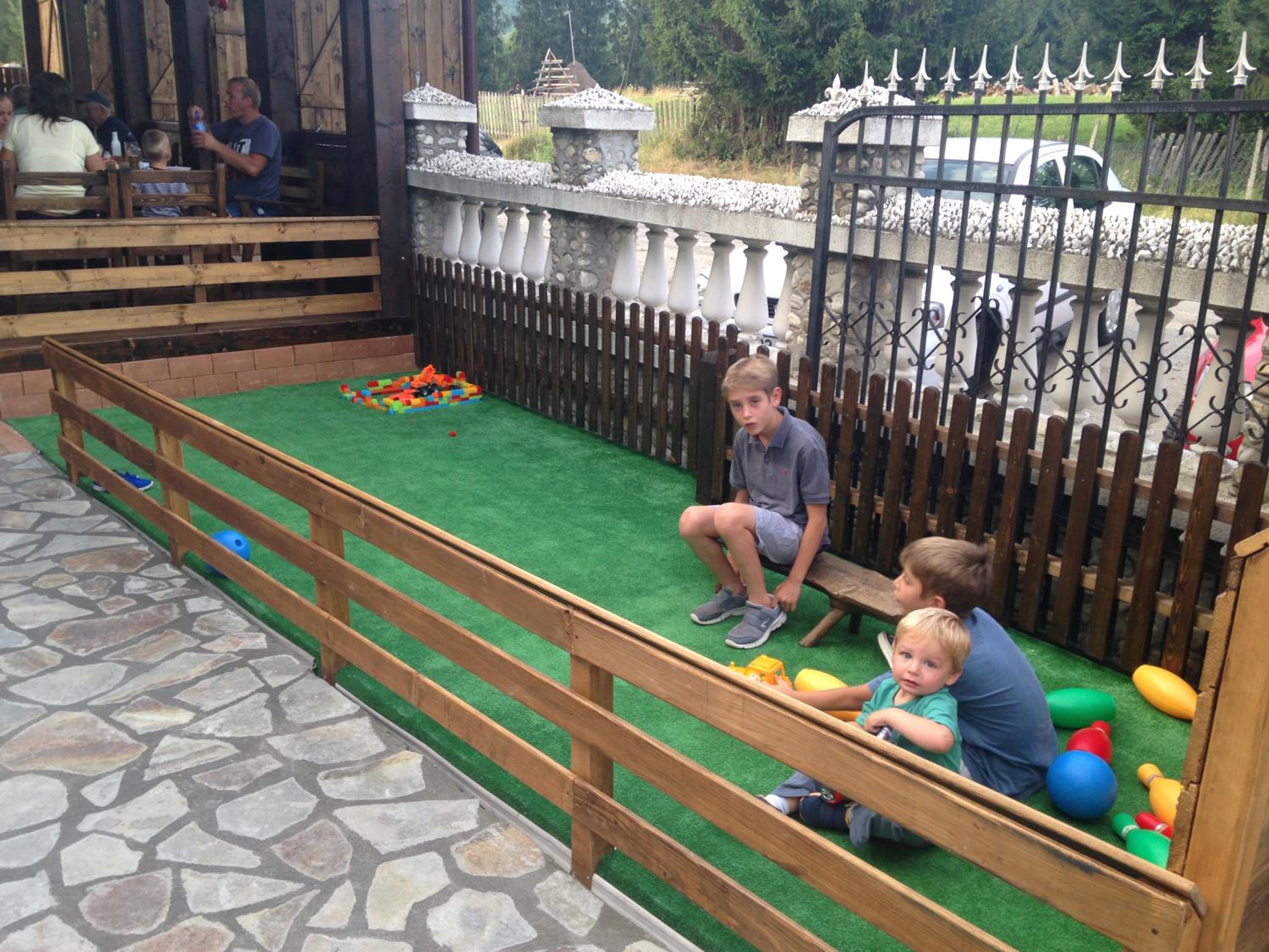 Photo 48