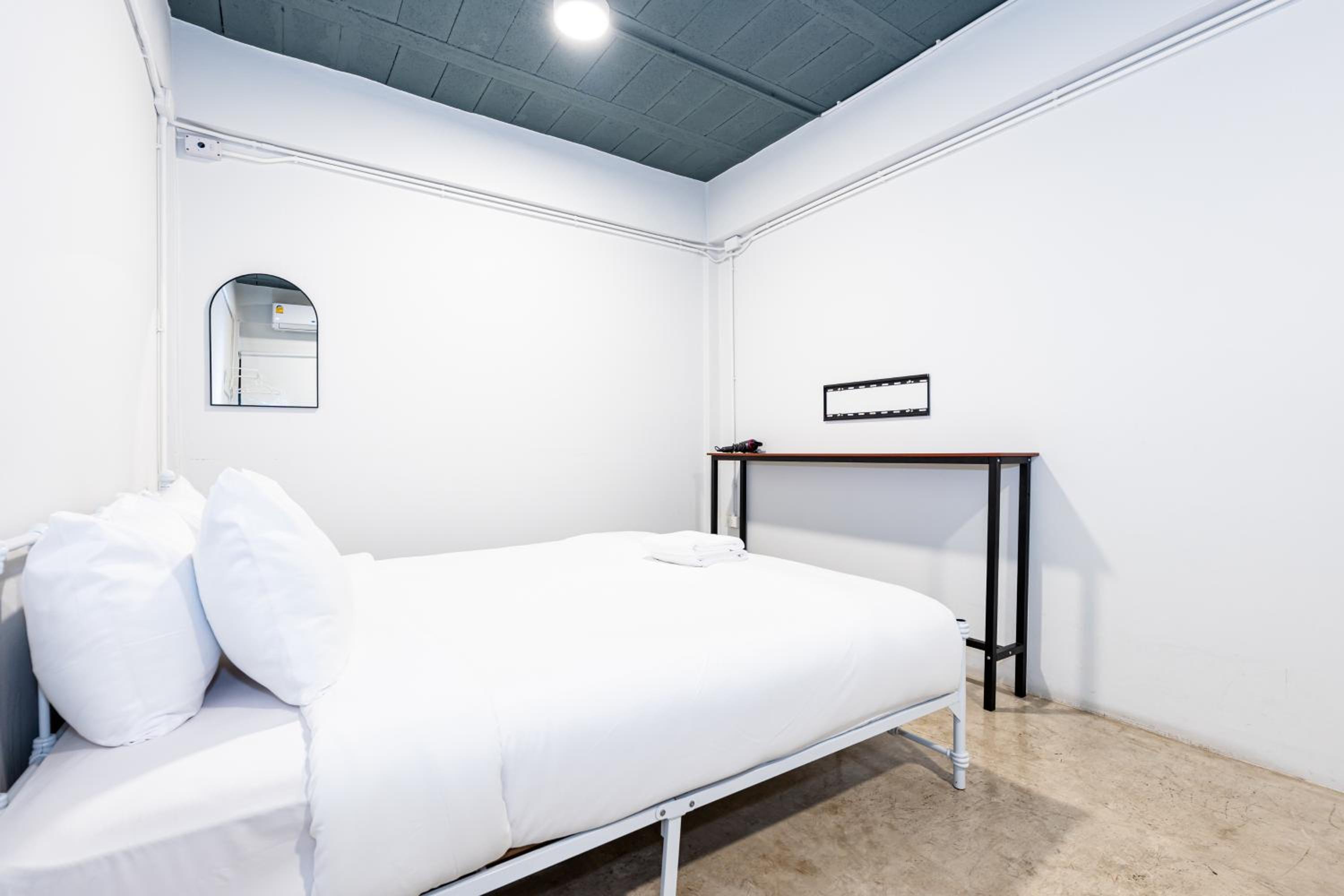 Yellow Place Sukhumvit Soi 2 -เยลโล เพลส สุขุมวิทซอย 2 Pro