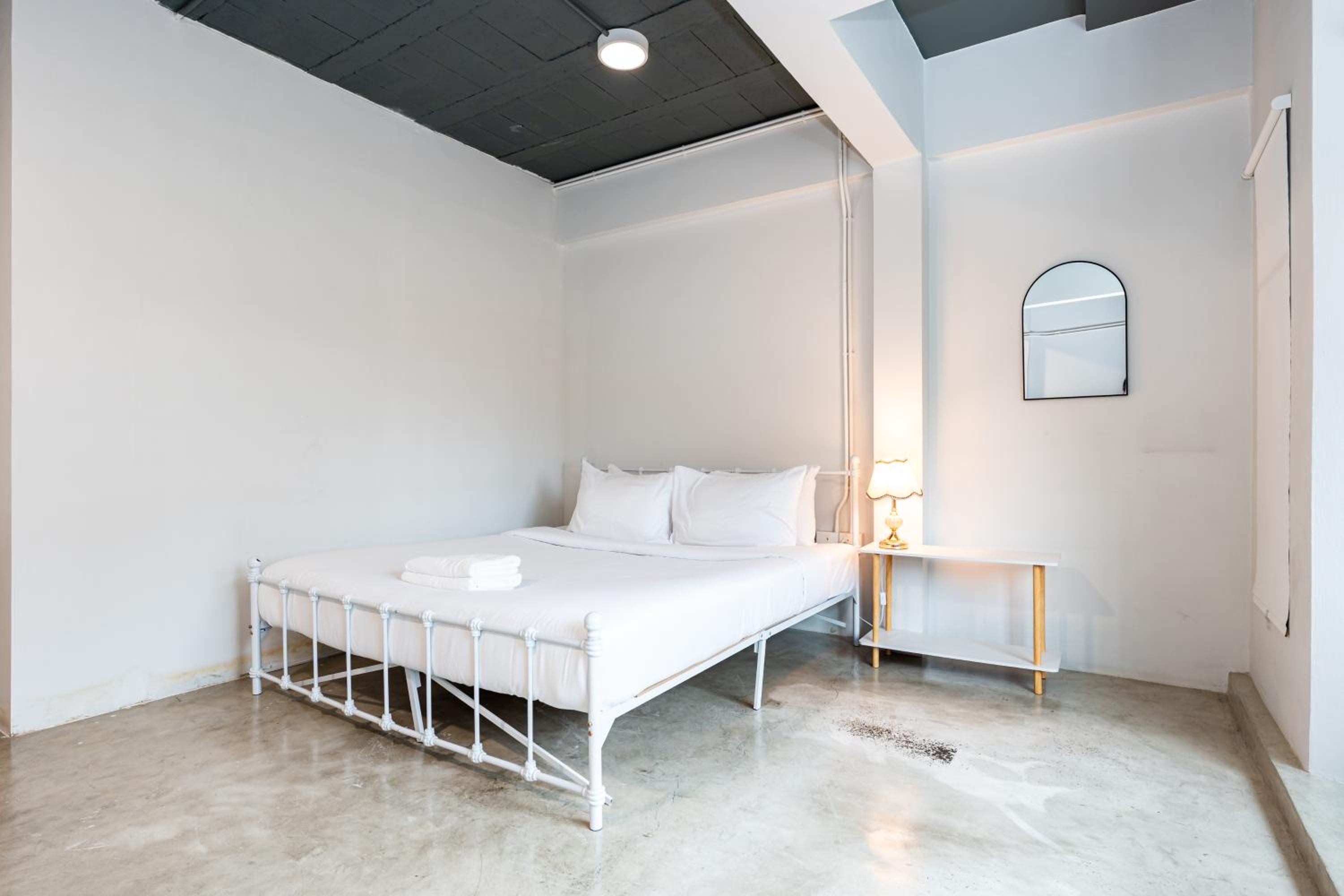Yellow Place Sukhumvit Soi 2 -เยลโล เพลส สุขุมวิทซอย 2 Pro