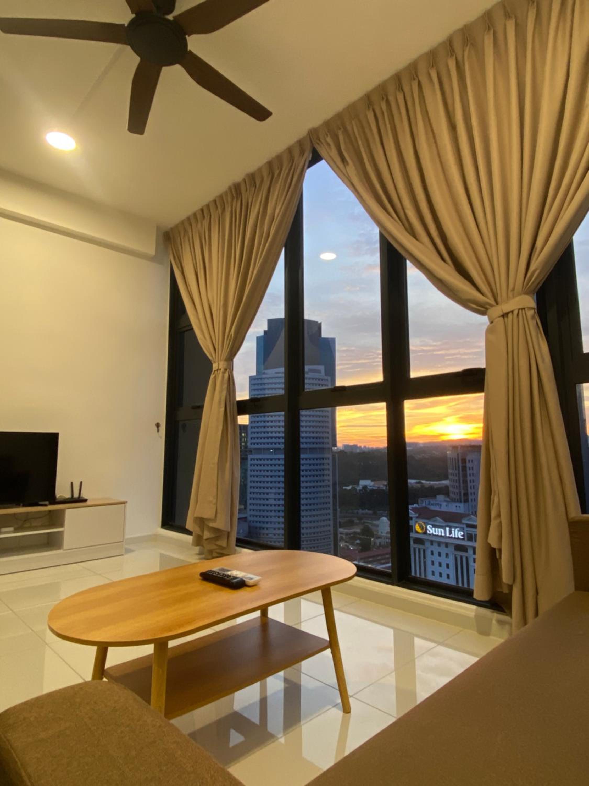 MAJESTIC RESlDENCE KLCC