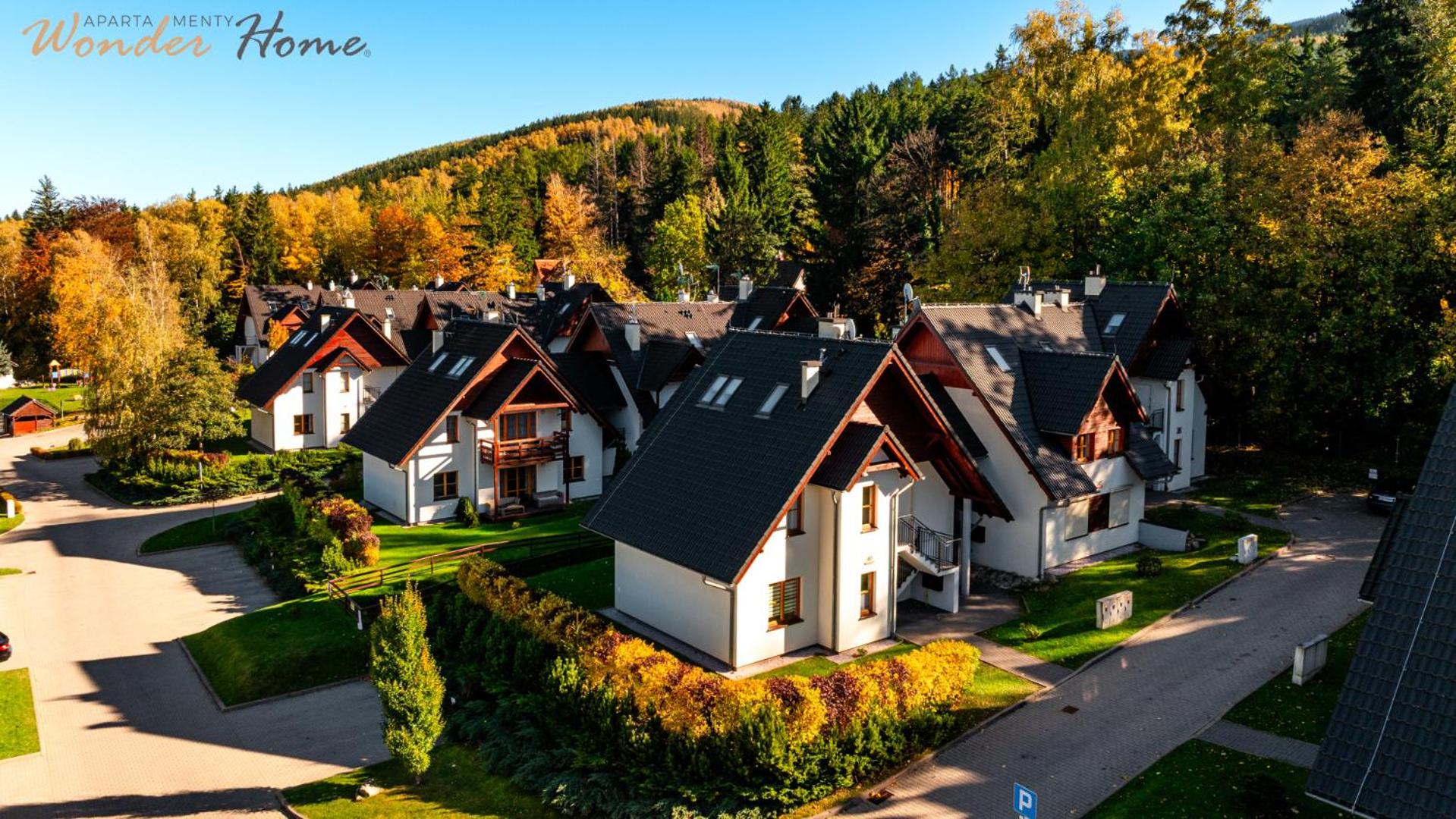 Wonder Home - Domki górskie z kominkami, bezpłatnym parkingiem i placem zabaw na terenie kompleksu
