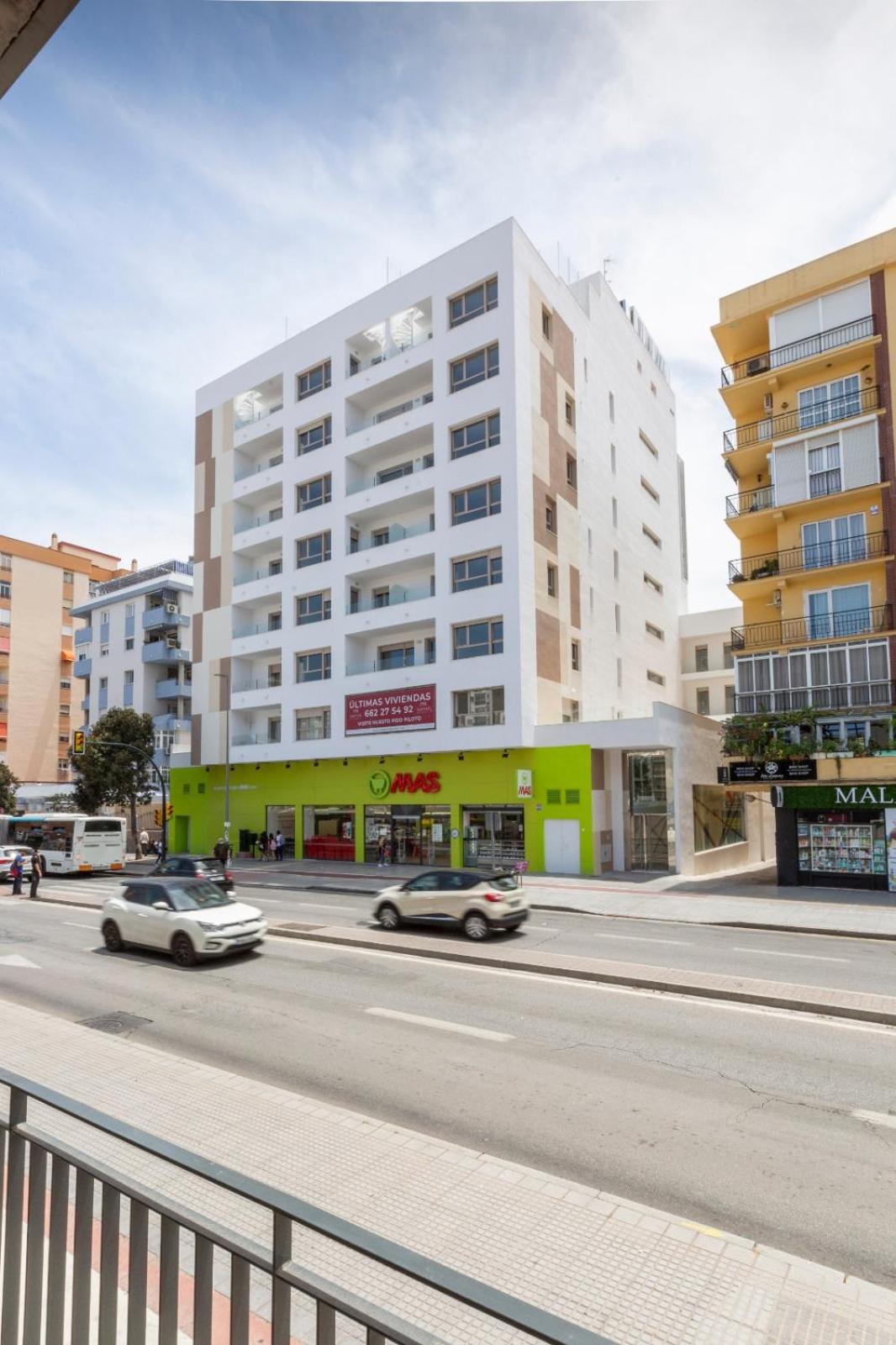 Malaga City Pool & Park
