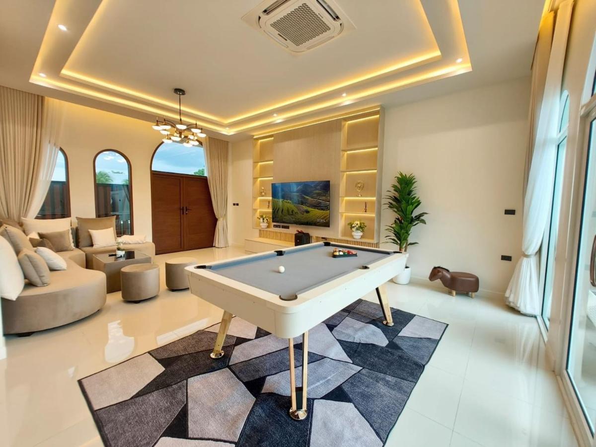 White Heaven Pool Villa Pattaya