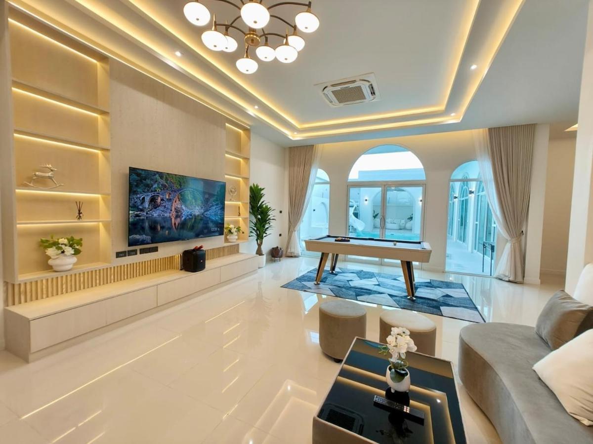 White Heaven Pool Villa Pattaya