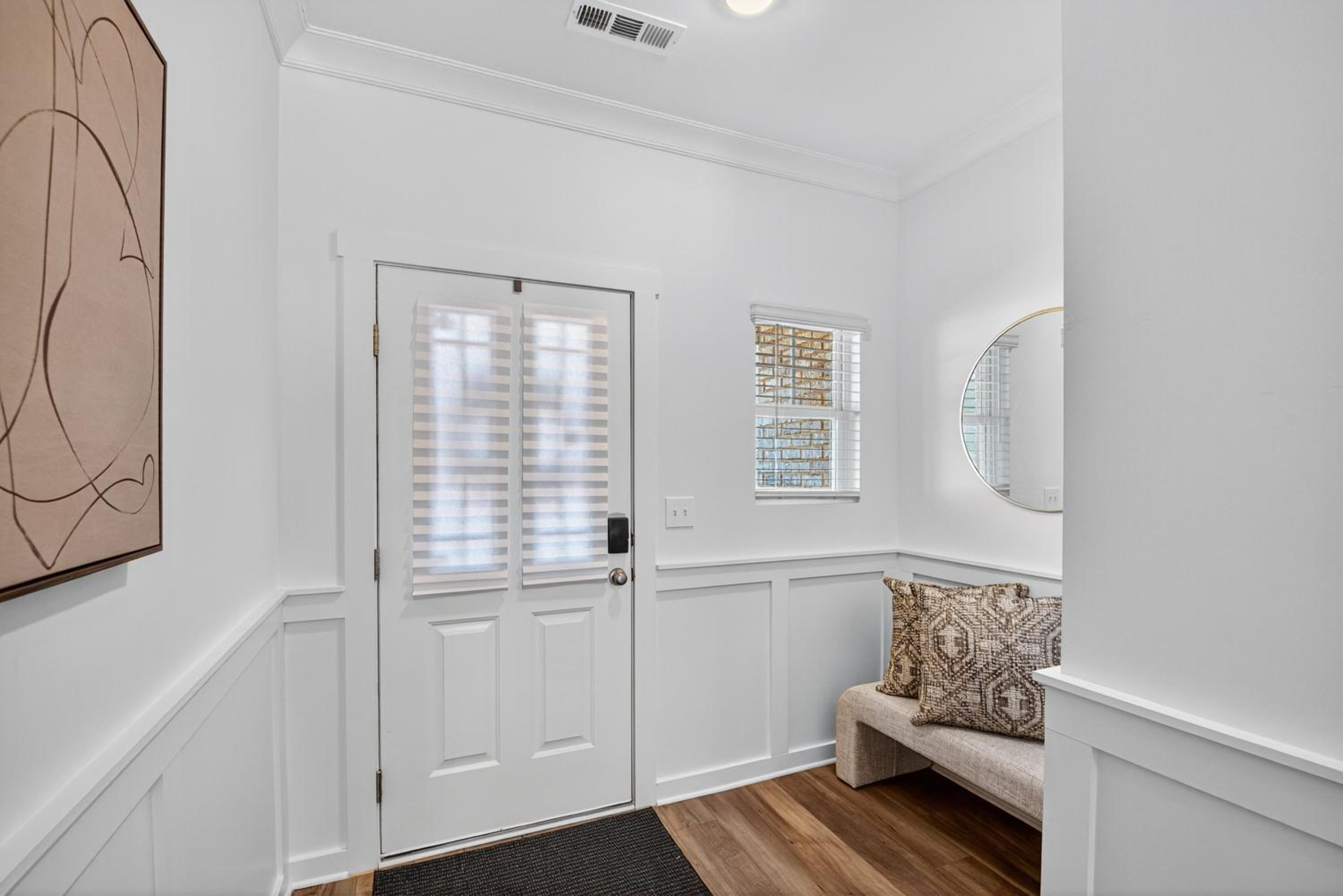 Brand-new Cozy Townhouse - 3BR - 2,5BA - Minutes To Mid City