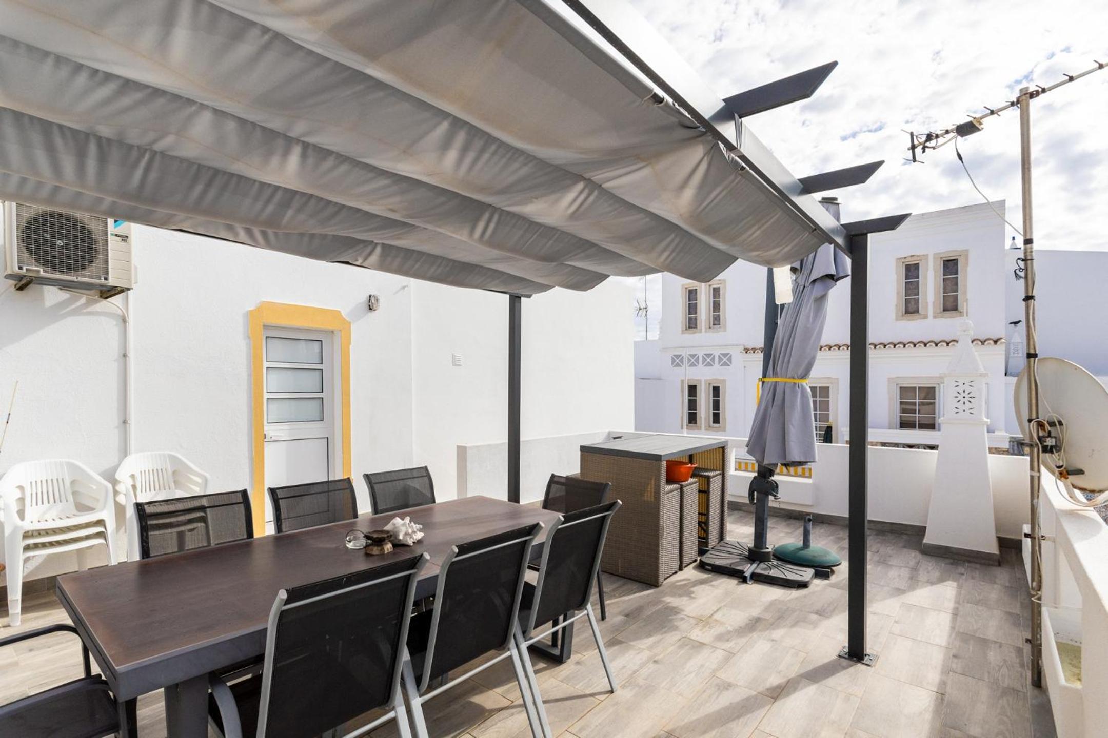 Tavira Santa Luzia Apartment, by Hopstays