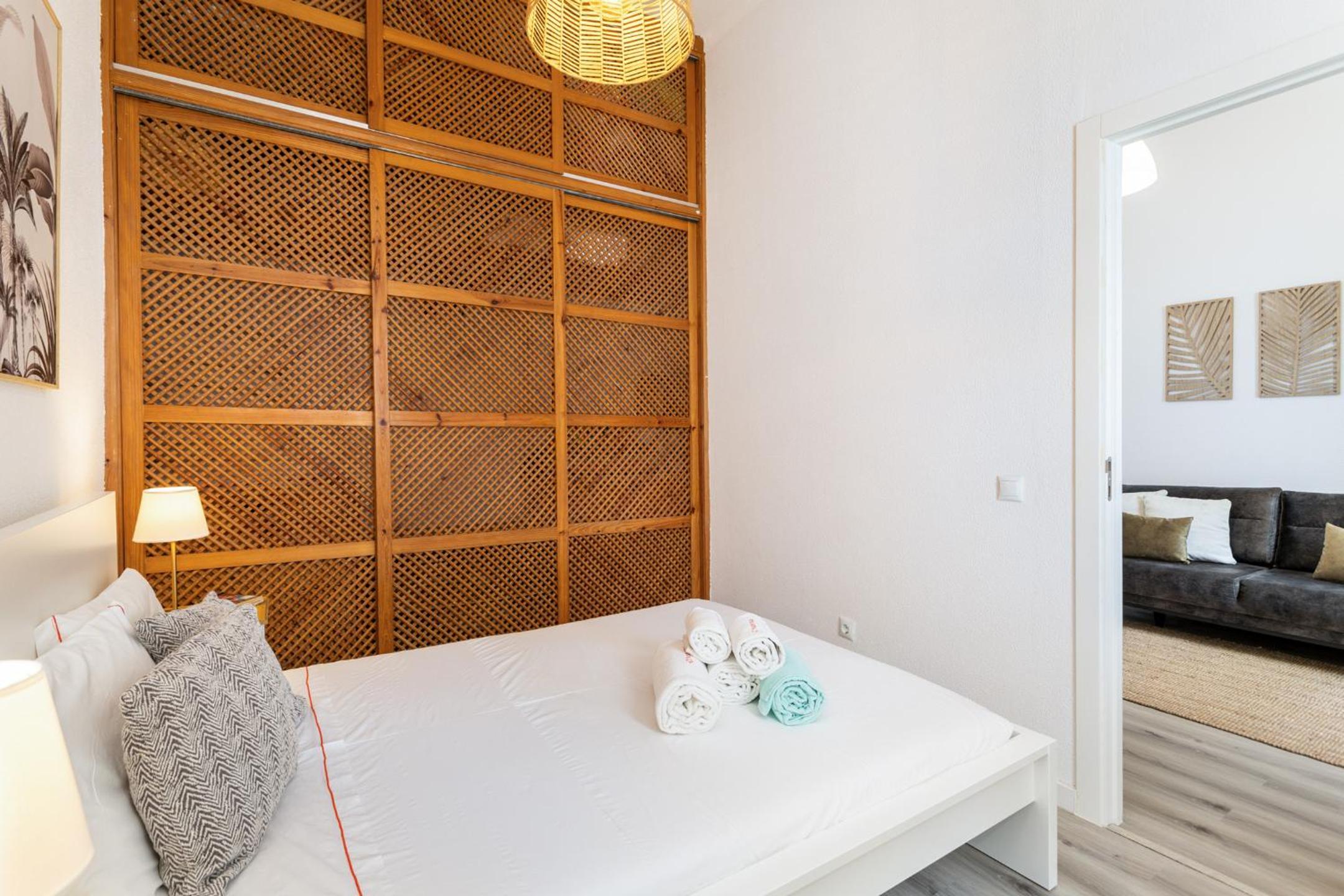 Tavira Santa Luzia Apartment, by Hopstays