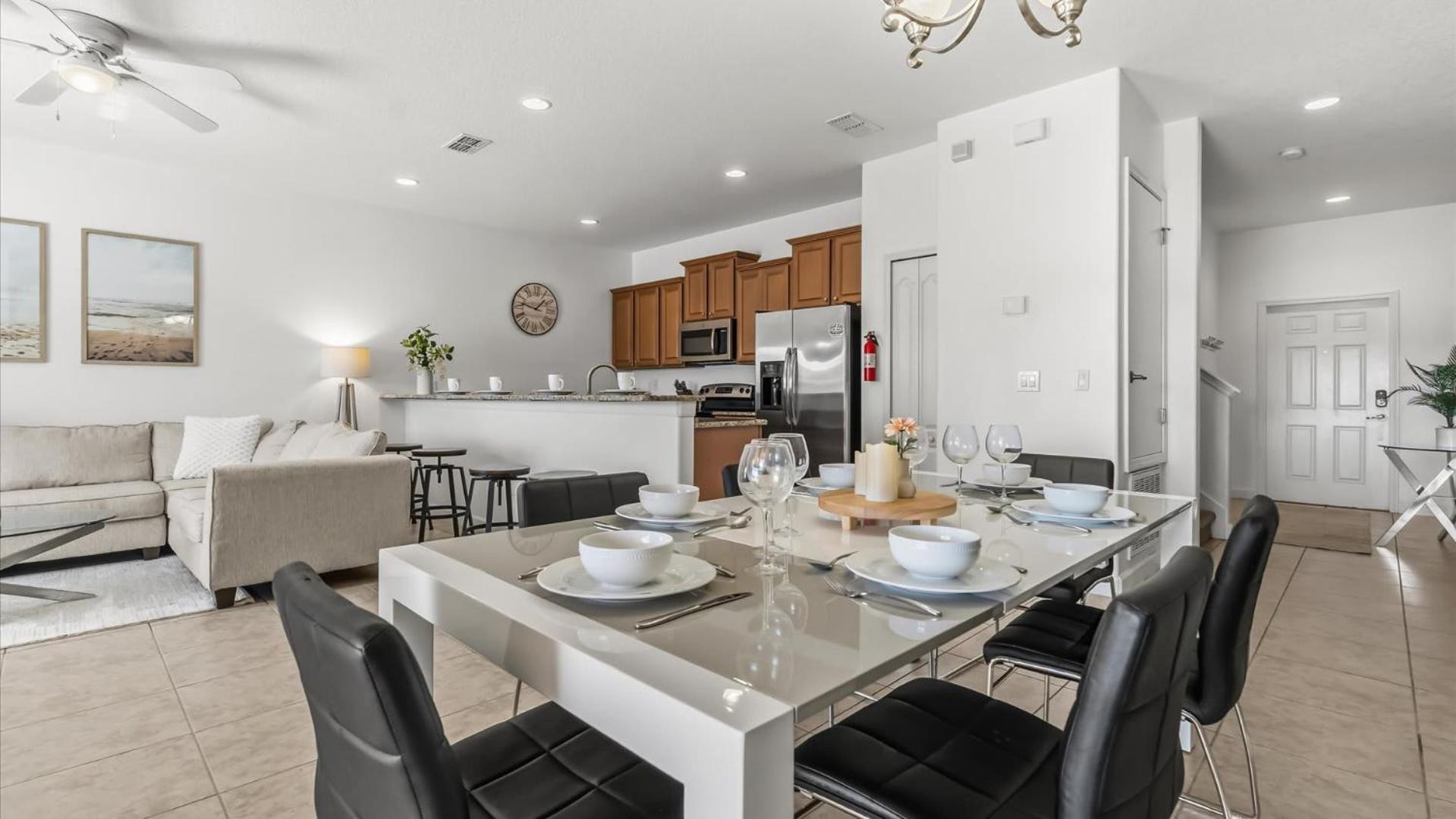 Family Resort Getaway w Pool & Patio near Disney