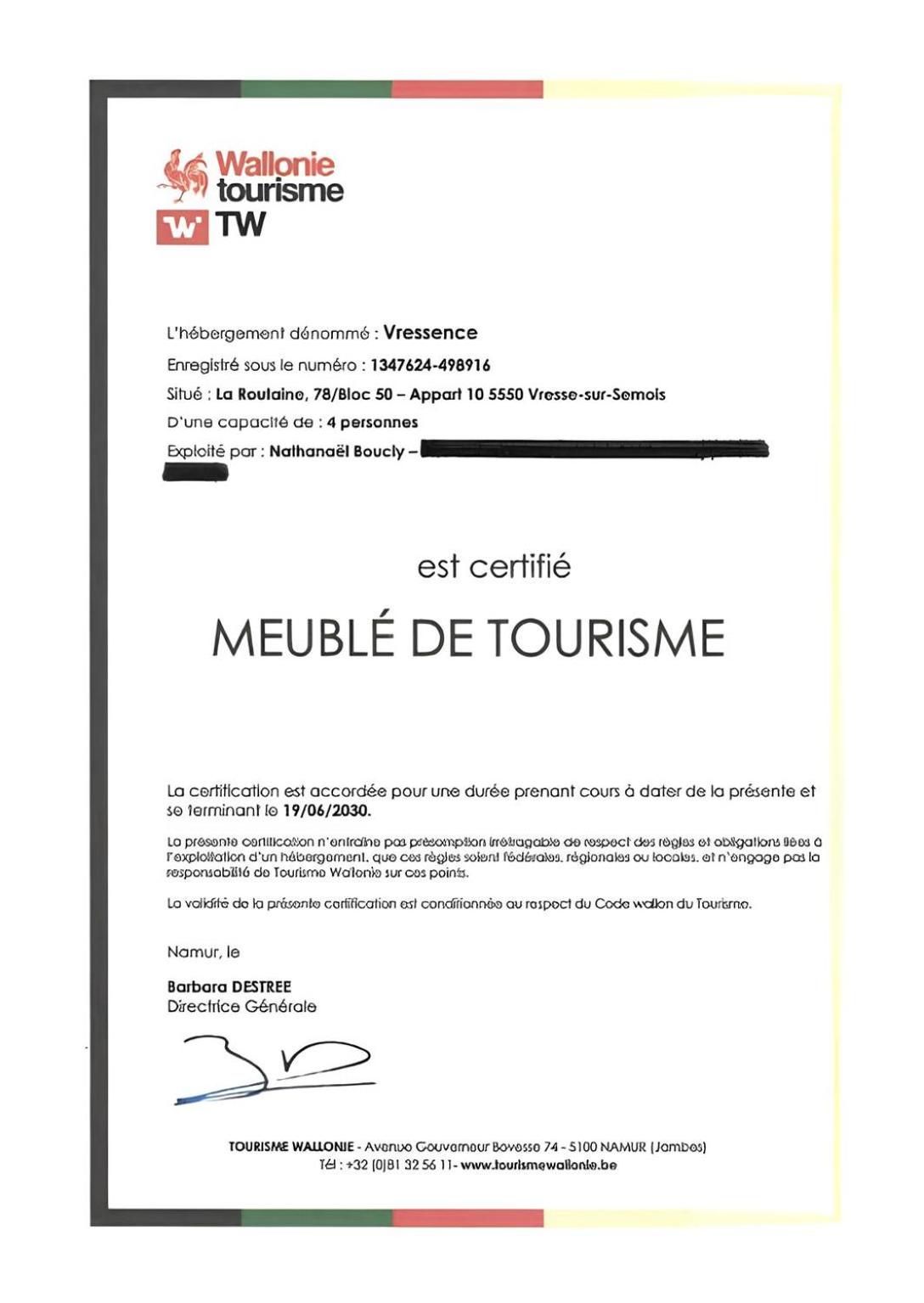 Vressence