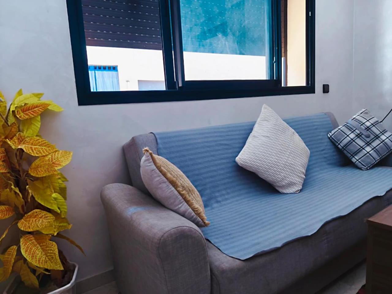 Cocoon Apartment & Pool ctm aeropot train station