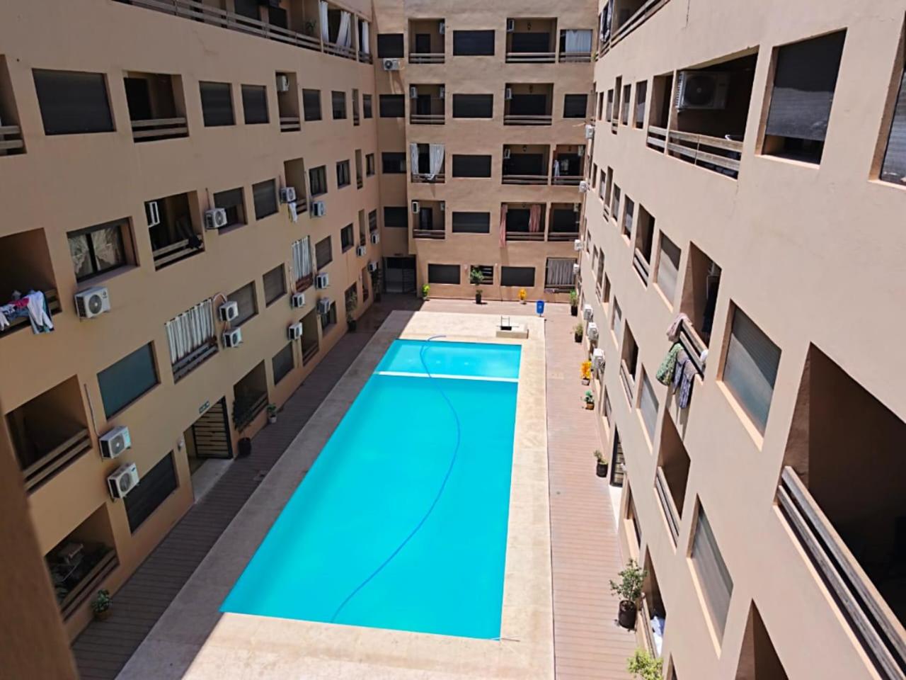 Cocoon Apartment & Pool ctm aeropot train station