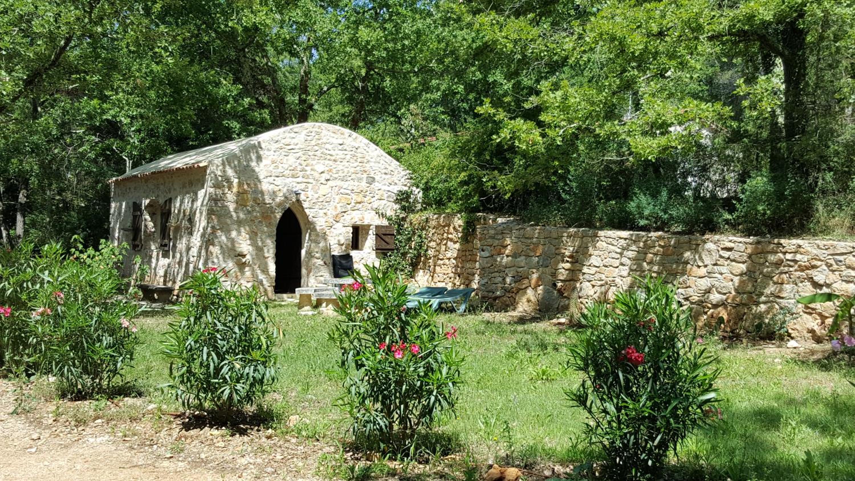 Le Donjon des Combes et son Spa