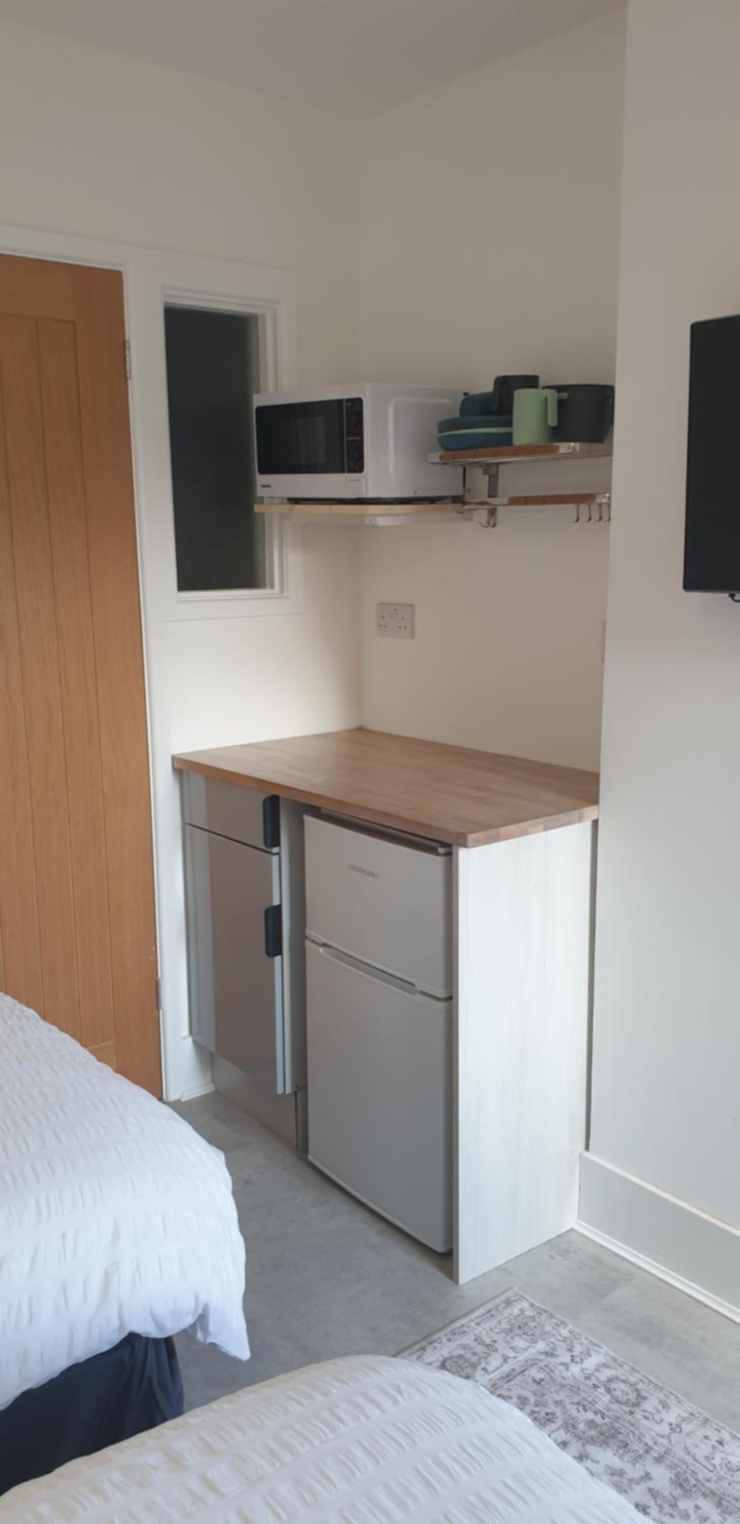 6 Self-Contained Suites near Portslade Station