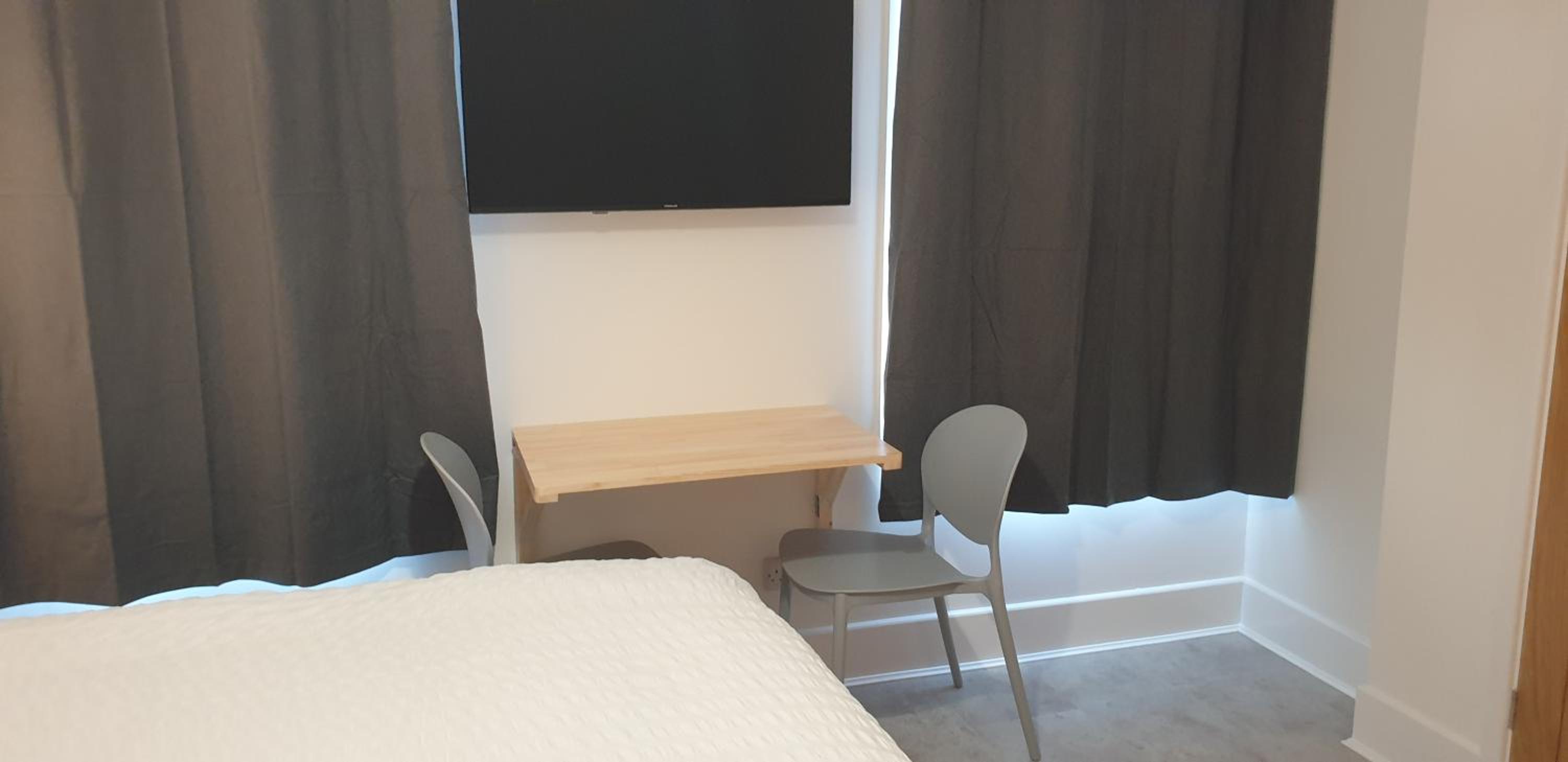 6 Self-Contained Suites near Portslade Station