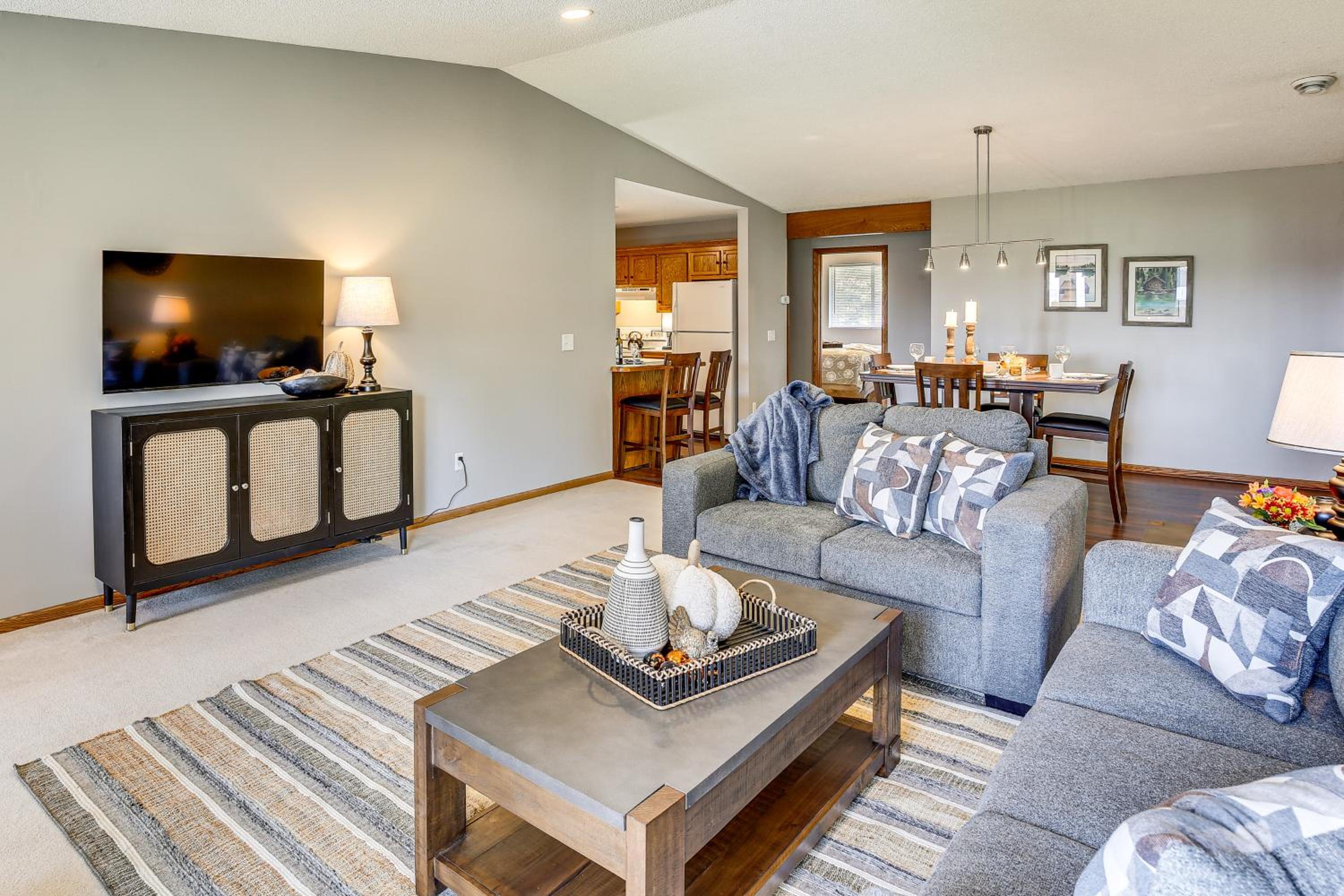 Across from Tetonka Lake 4-Season Getaway!