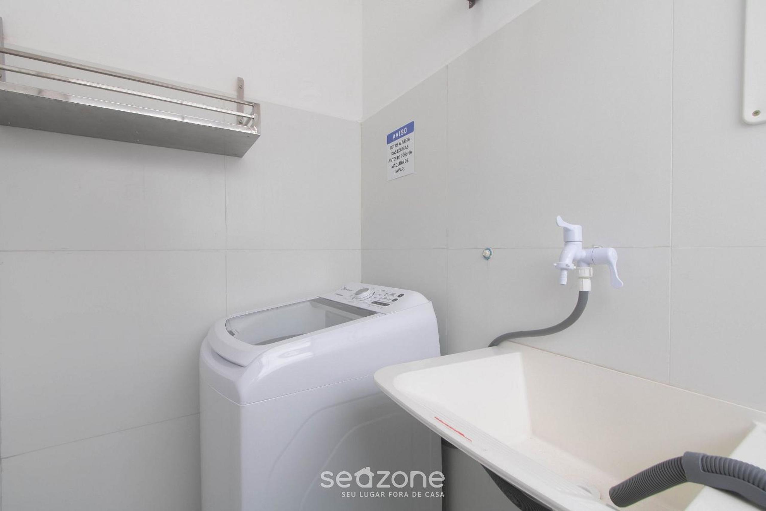 Fully equipped apartments in a condo with a pool, 750m from the beach - VIFs