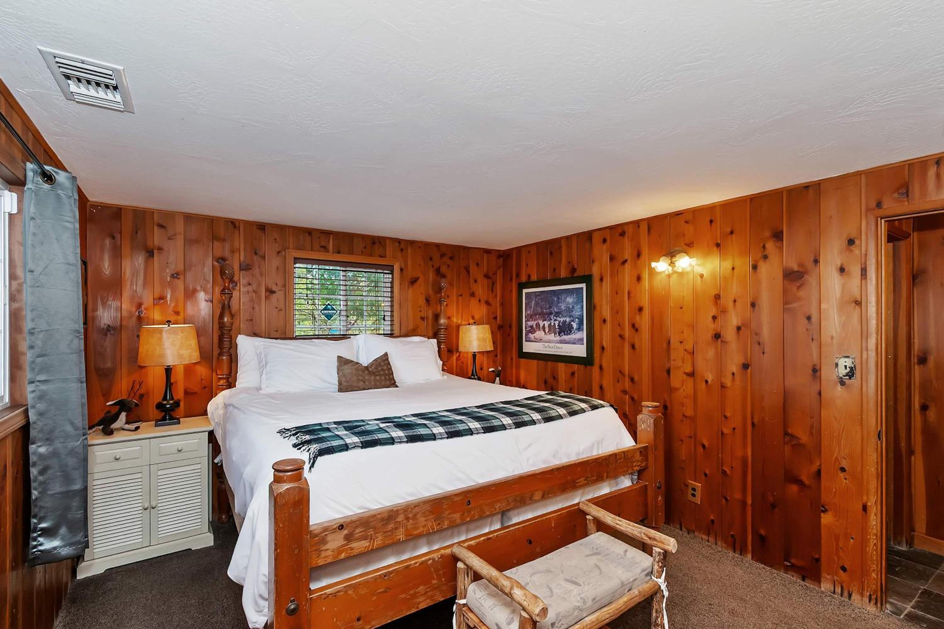 Emerald Arrowhead Haus - For 6