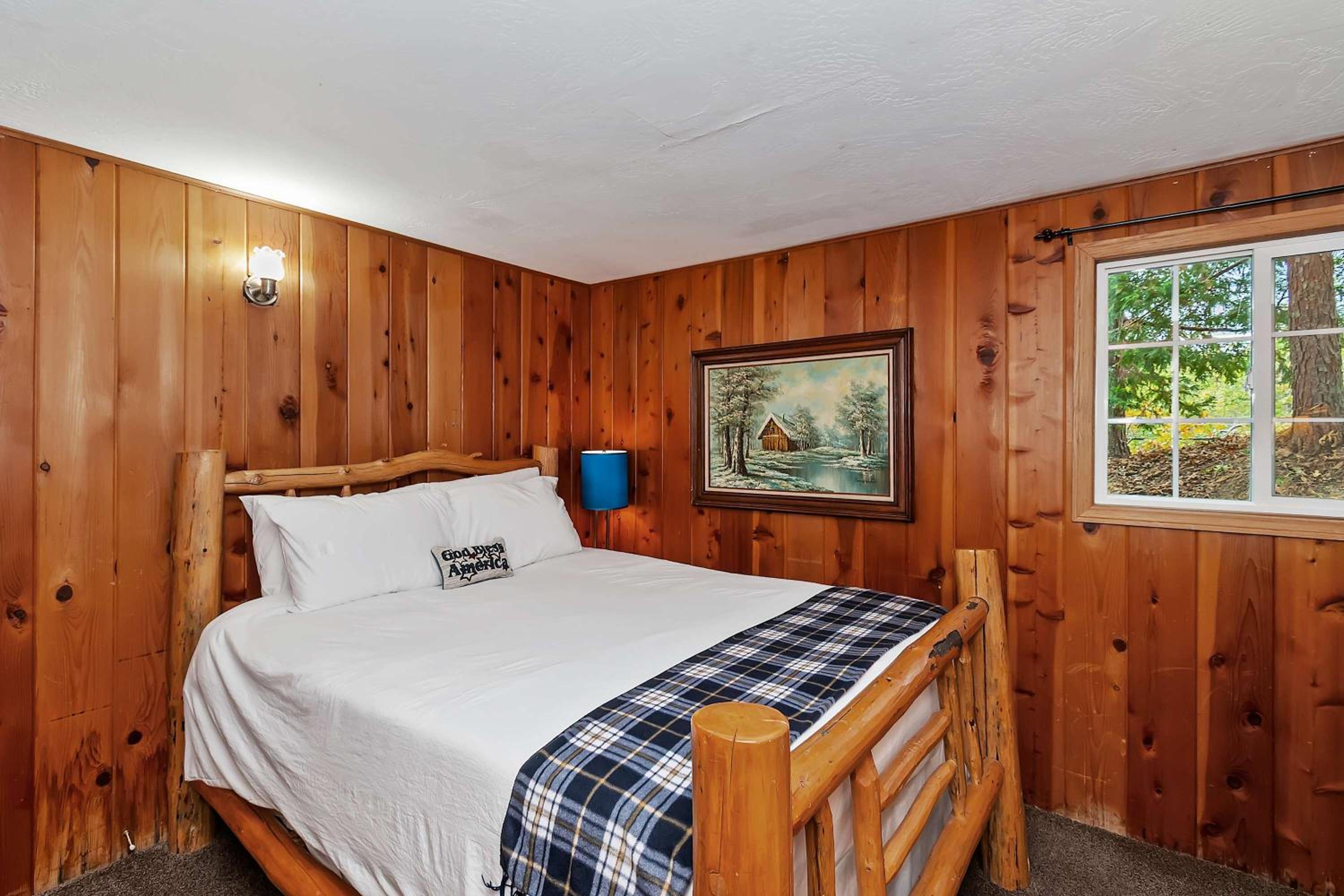 Emerald Arrowhead Haus - For 6