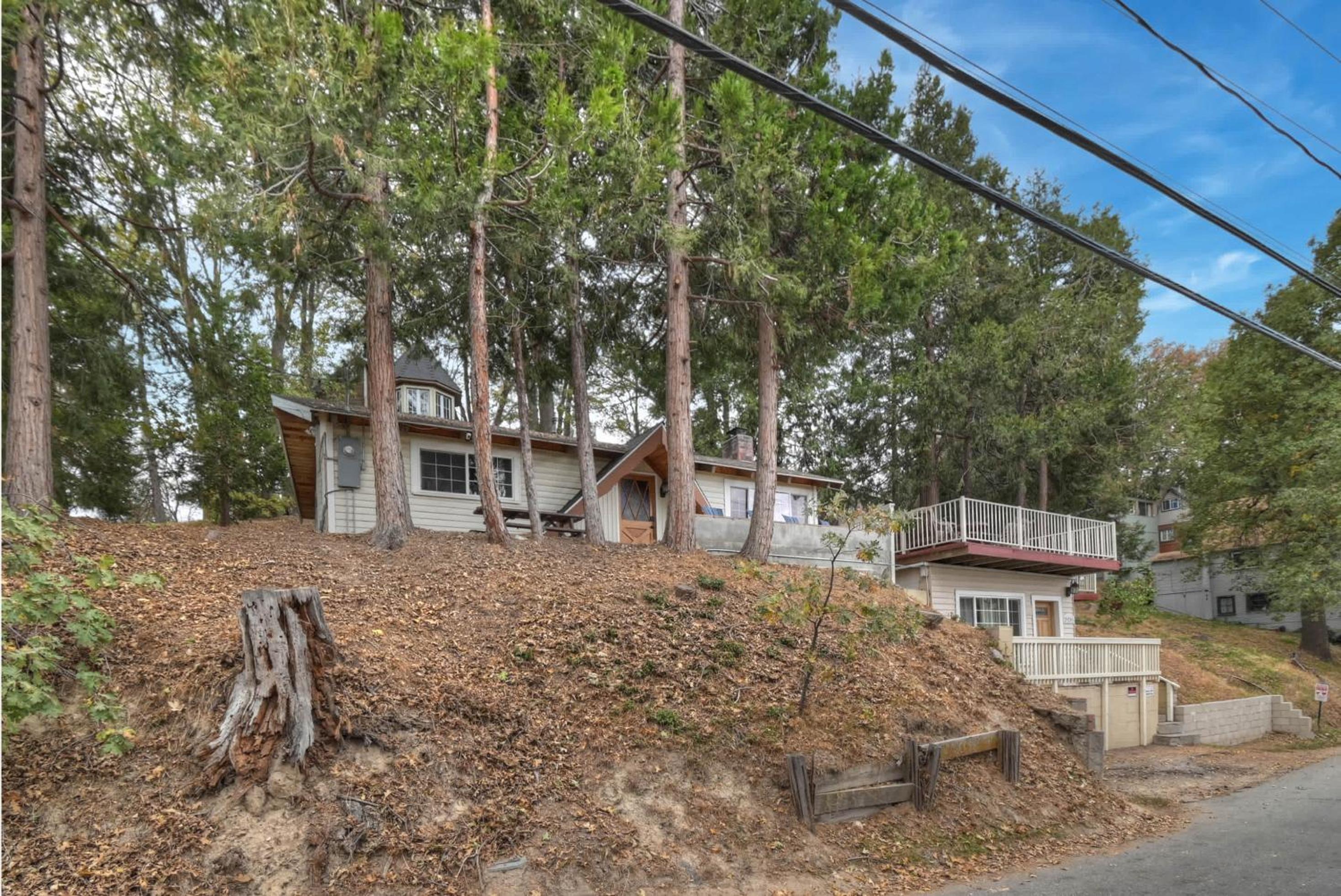 Emerald Arrowhead Haus - For 6
