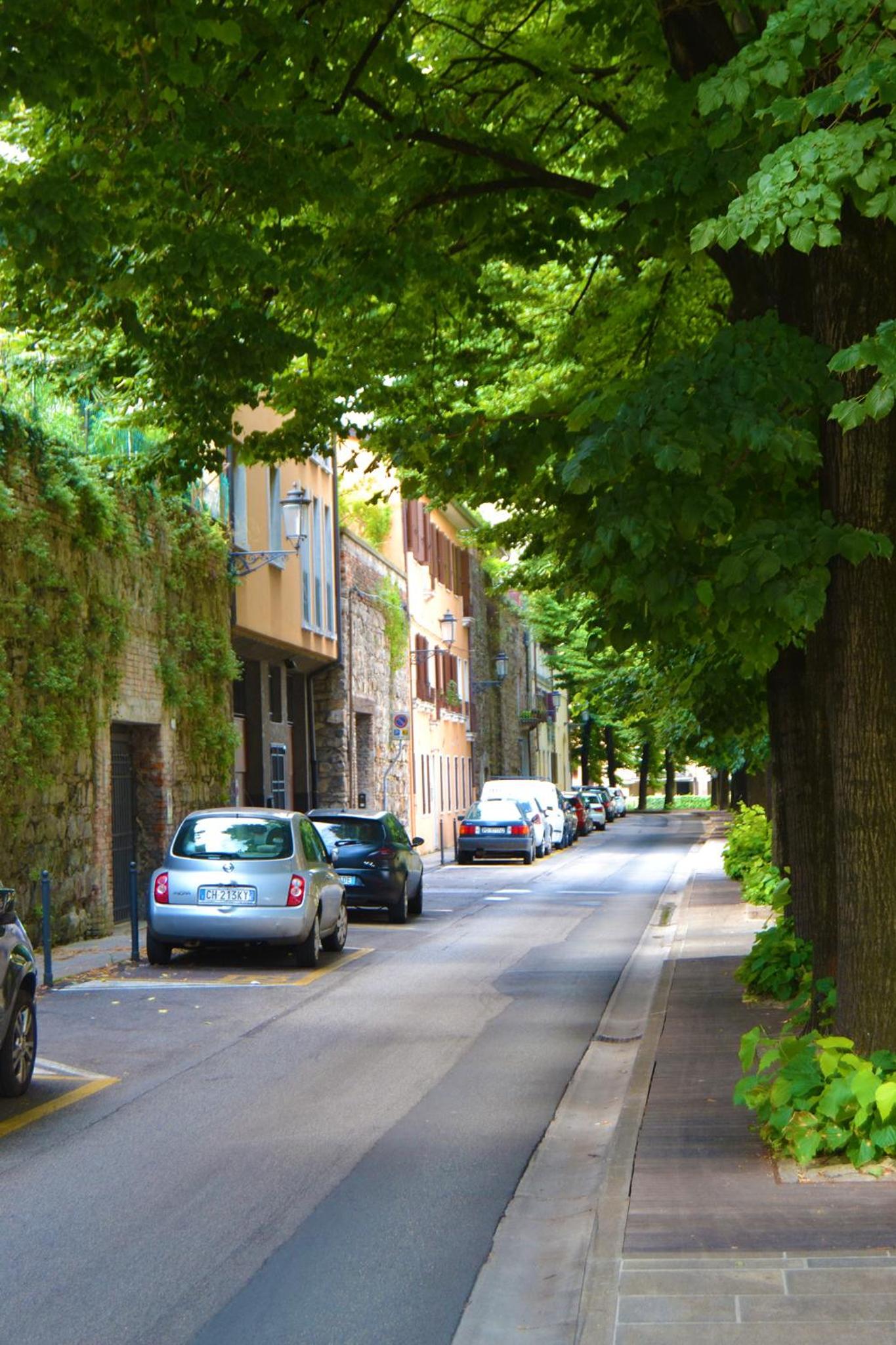 Piccola Suite Blu en Padova — parking