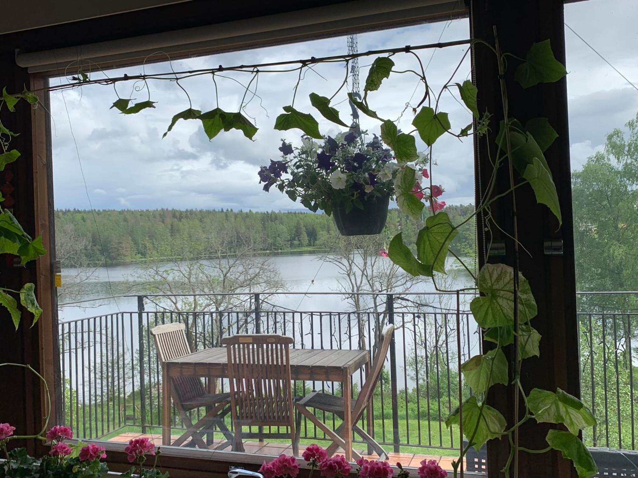 Lakeview Villa