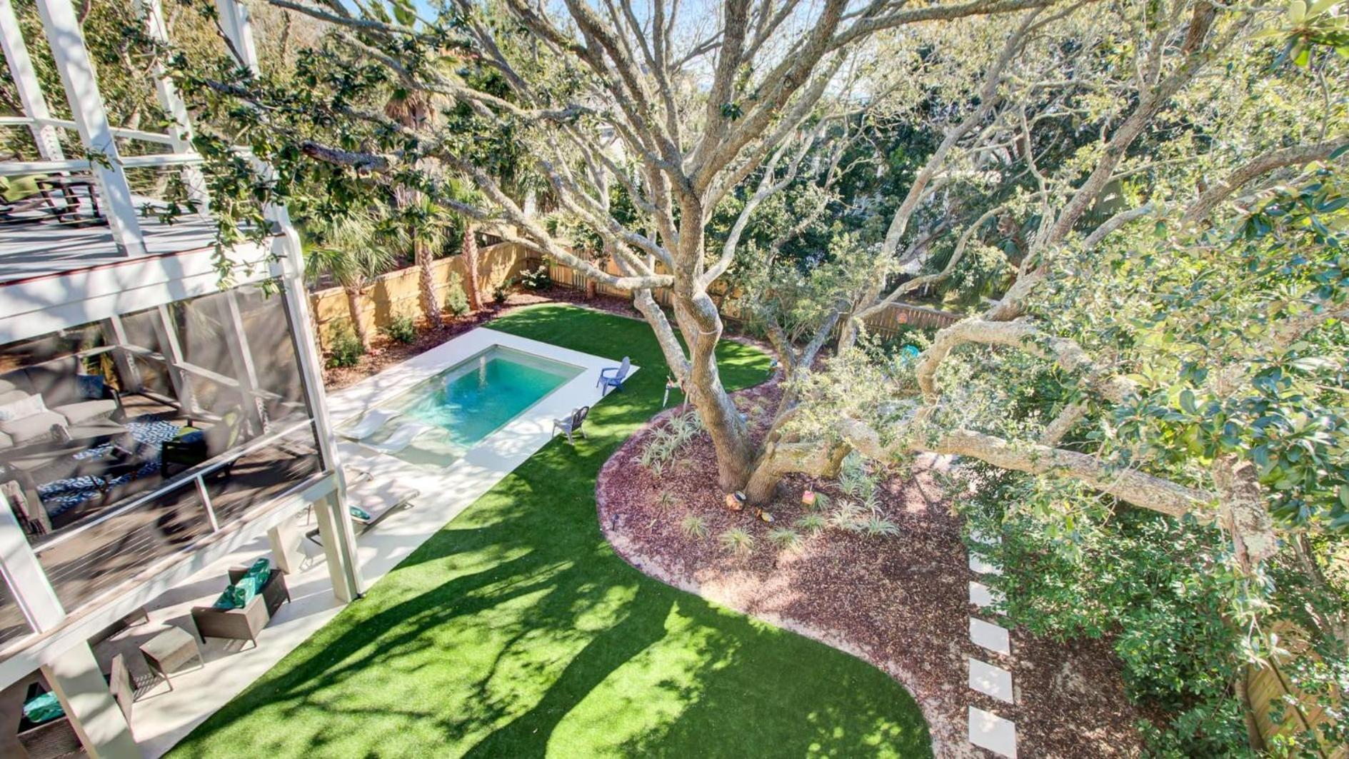 Walk to the Beach Private Pool Rooftop Terrace Balcony 3602 Cameron