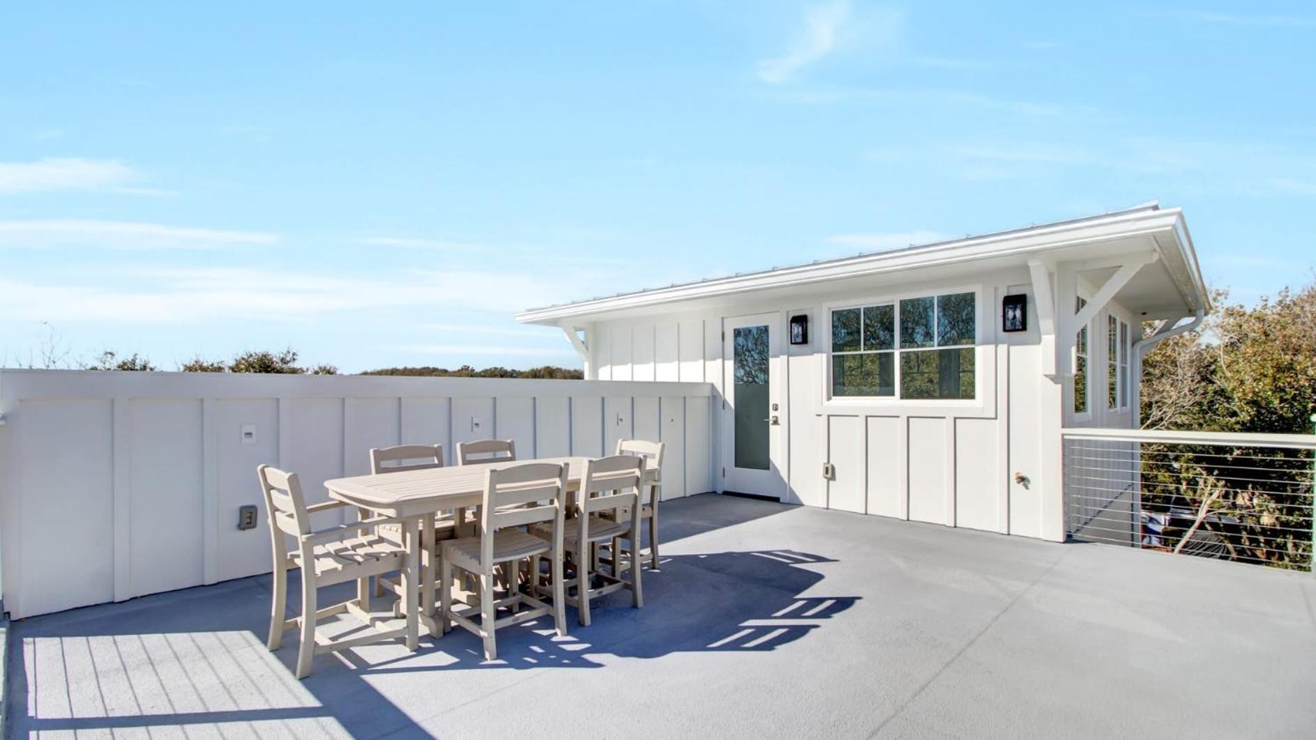 Walk to the Beach Private Pool Rooftop Terrace Balcony 3602 Cameron