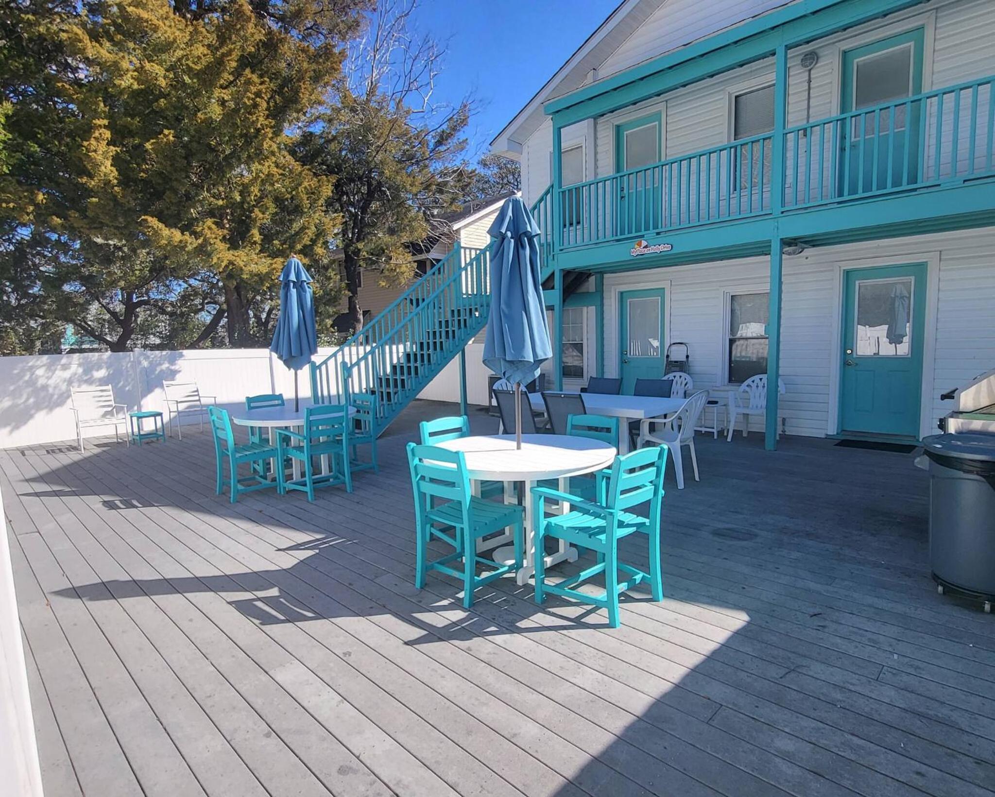 MyPlace on Holly 10 bdrms Slps 20,Private pool Beach Golf Hot Tub