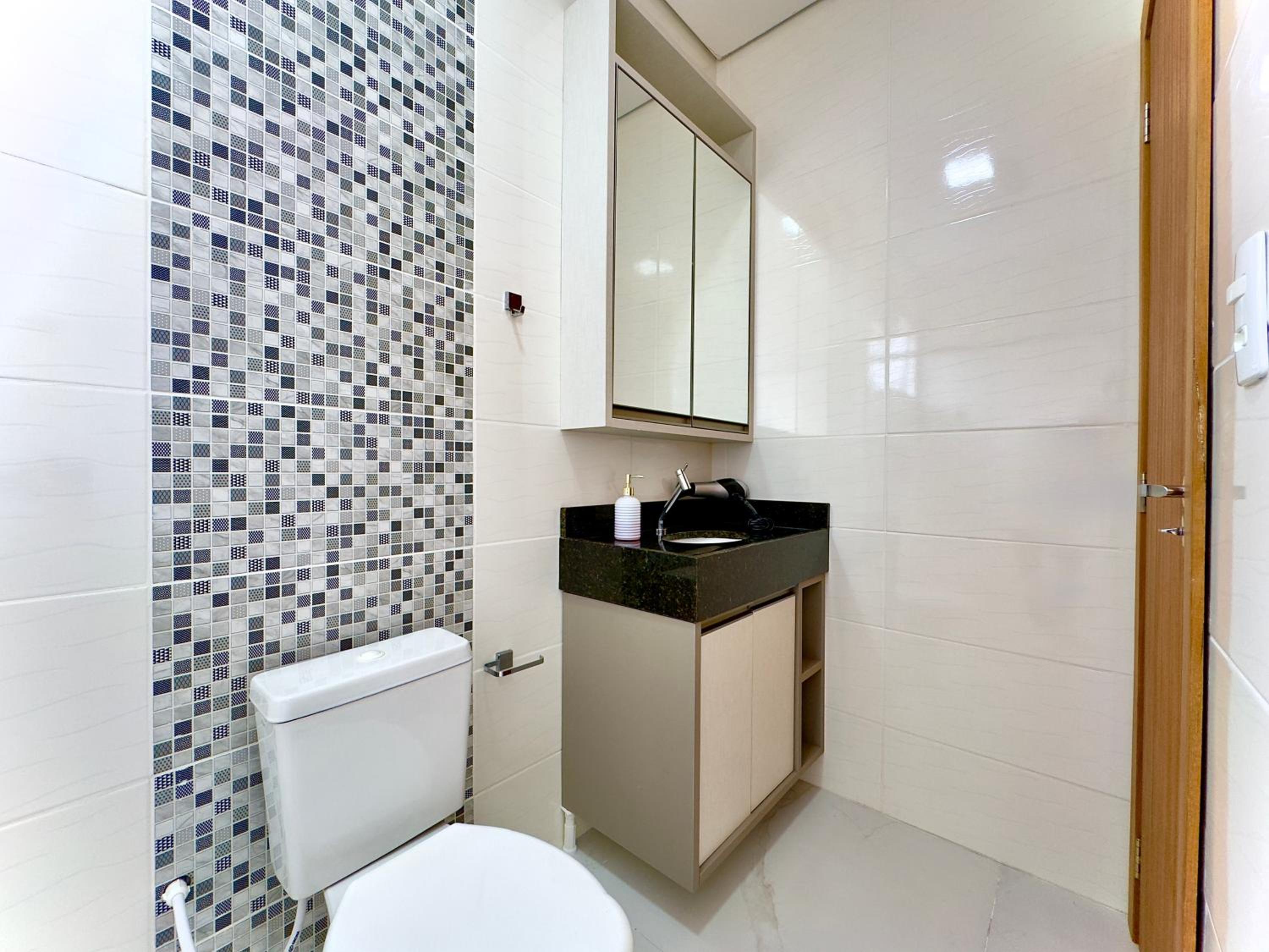 Apartamento Amplo com Vista Mar e Churrasqueira a 50m da Praia em Barra Velha