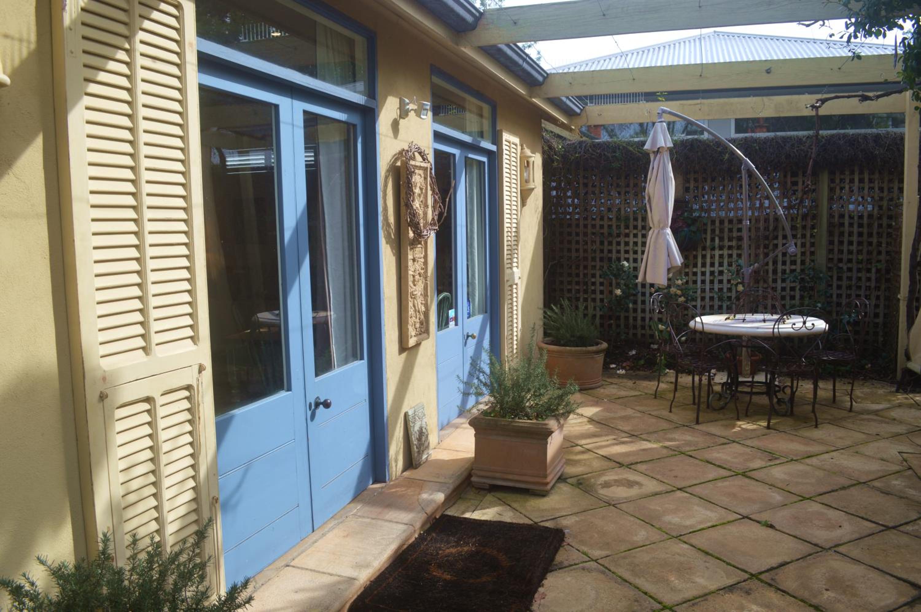 Athelney Cottage Bed and Breakfast