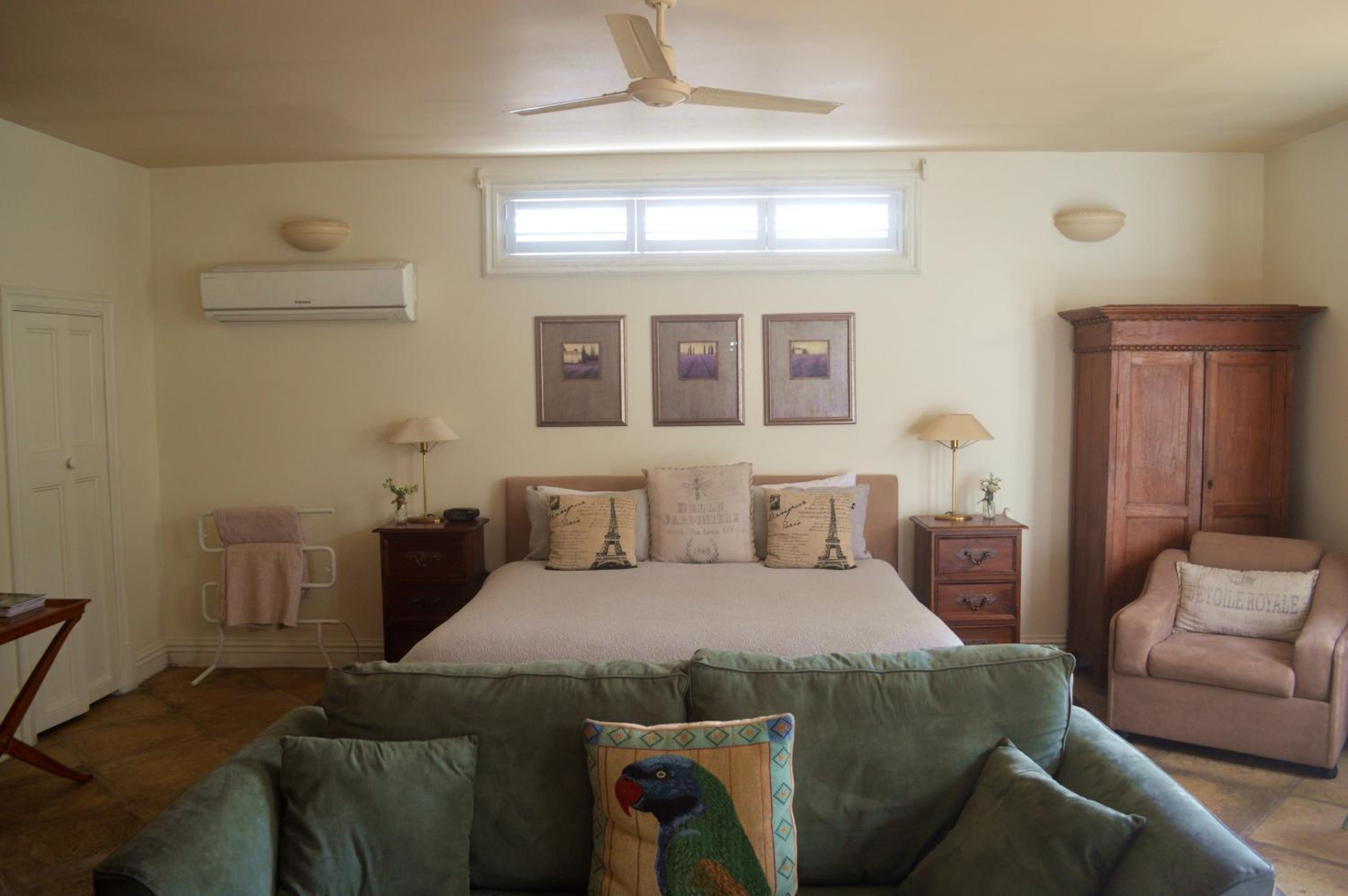 Athelney Cottage Bed and Breakfast