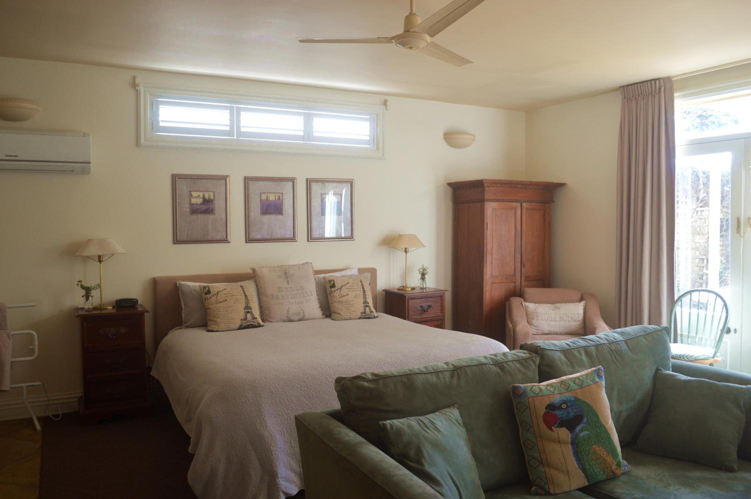 Athelney Cottage Bed and Breakfast