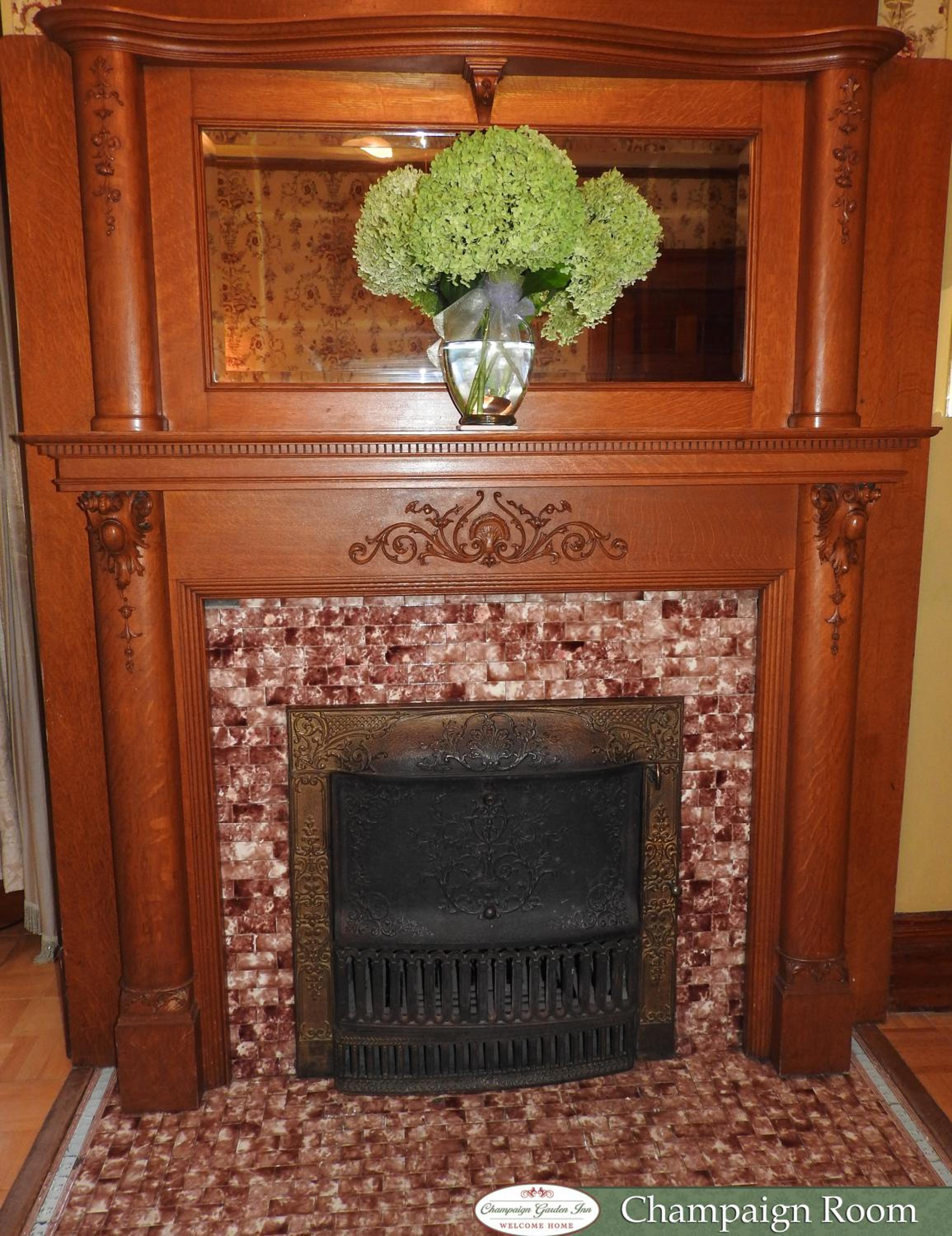 Champaign Garden Inn