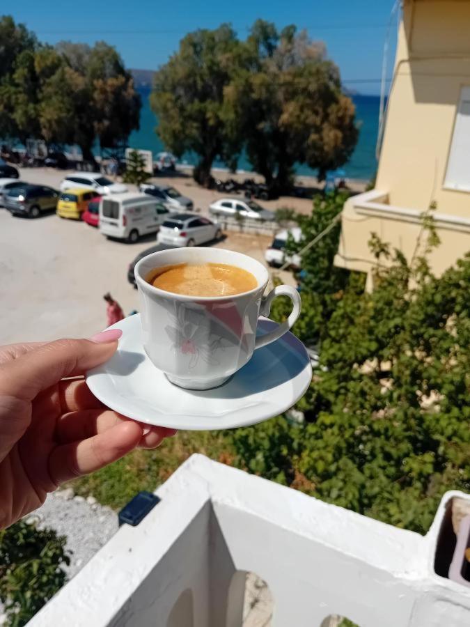 ARETOUSA Seafront House