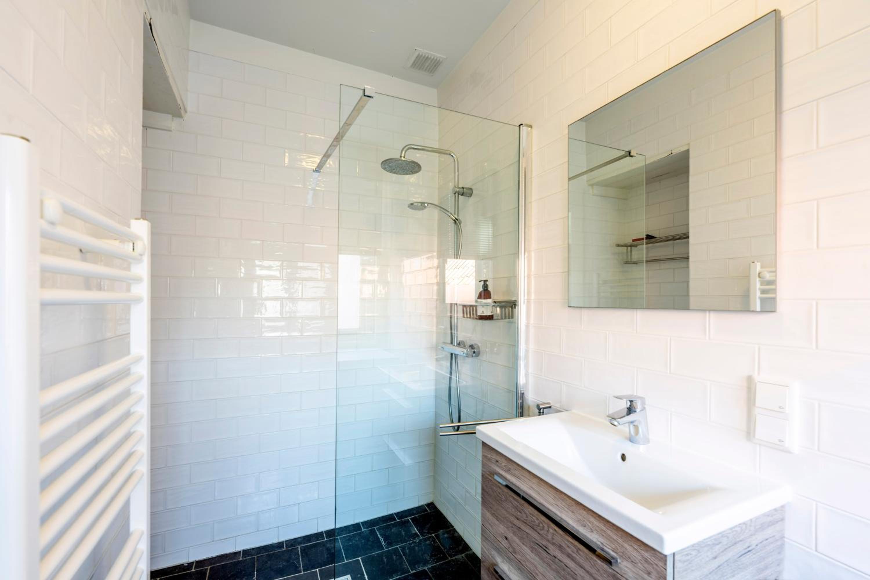Barbera Guesthouse Hotel Apartments - Experience local life in the Old Centre