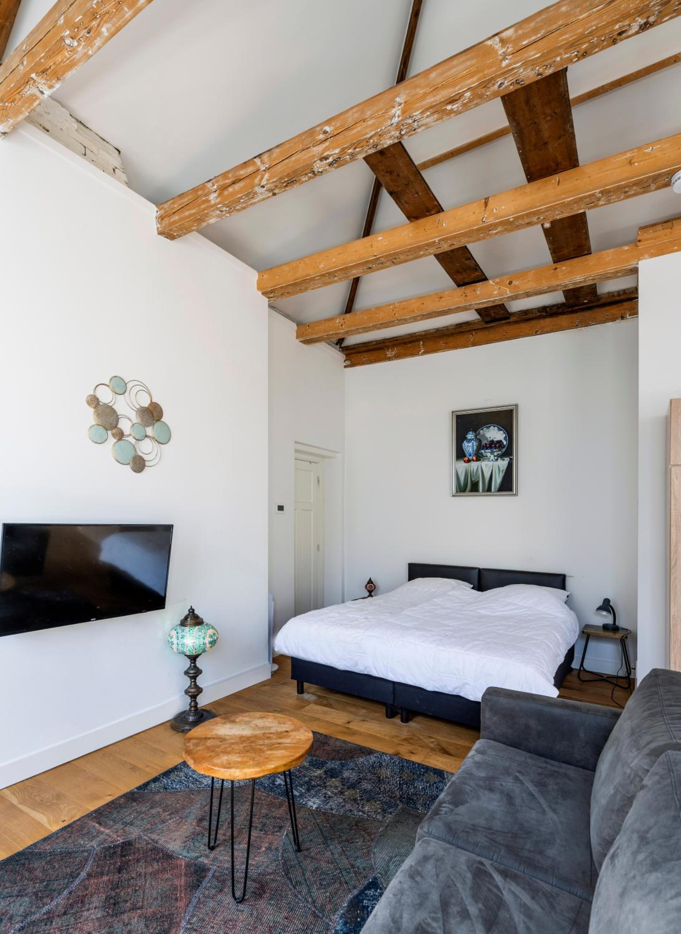 Barbera Guesthouse Hotel Apartments - Experience local life in the Old Centre