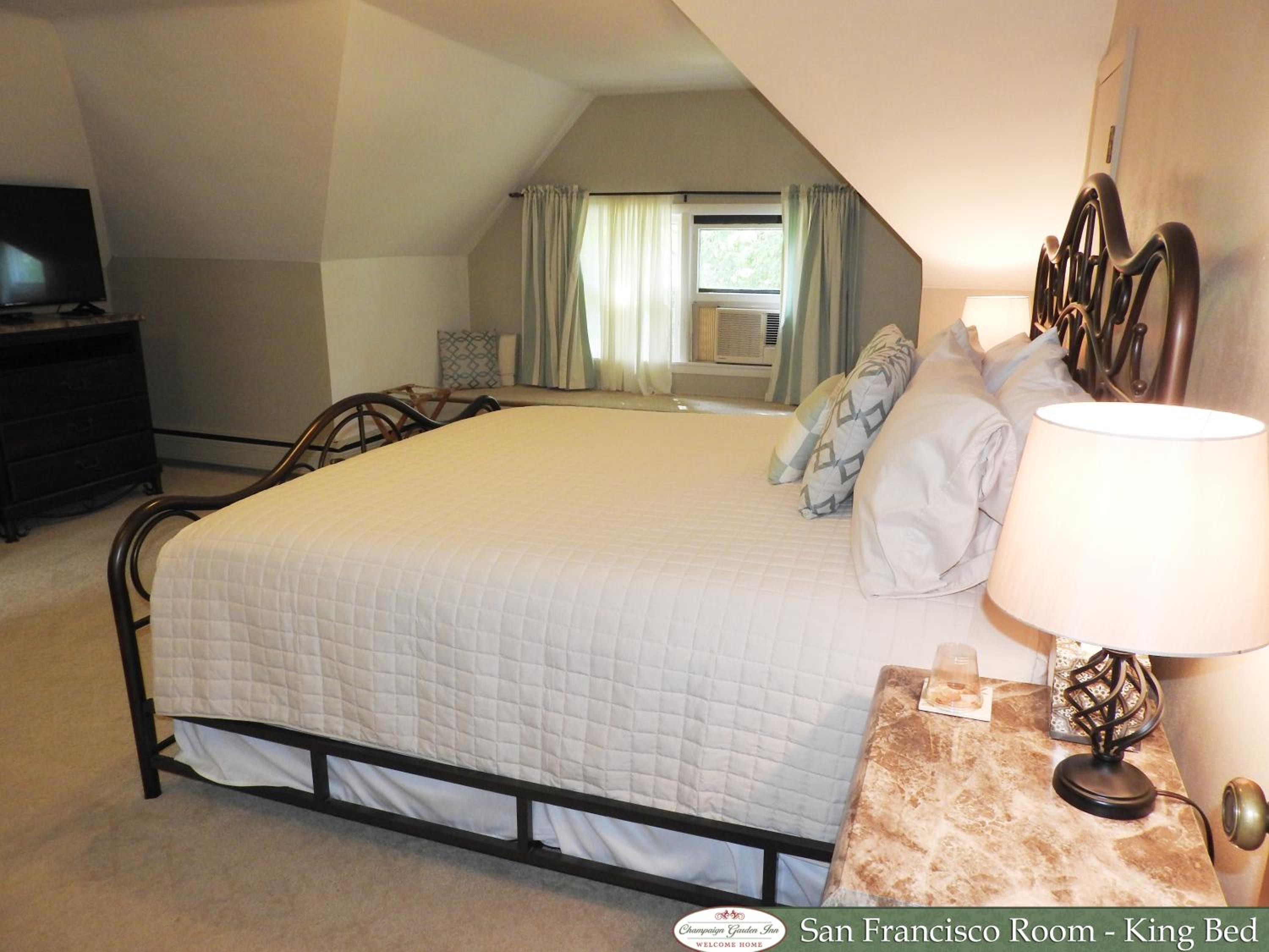 Champaign Garden Inn