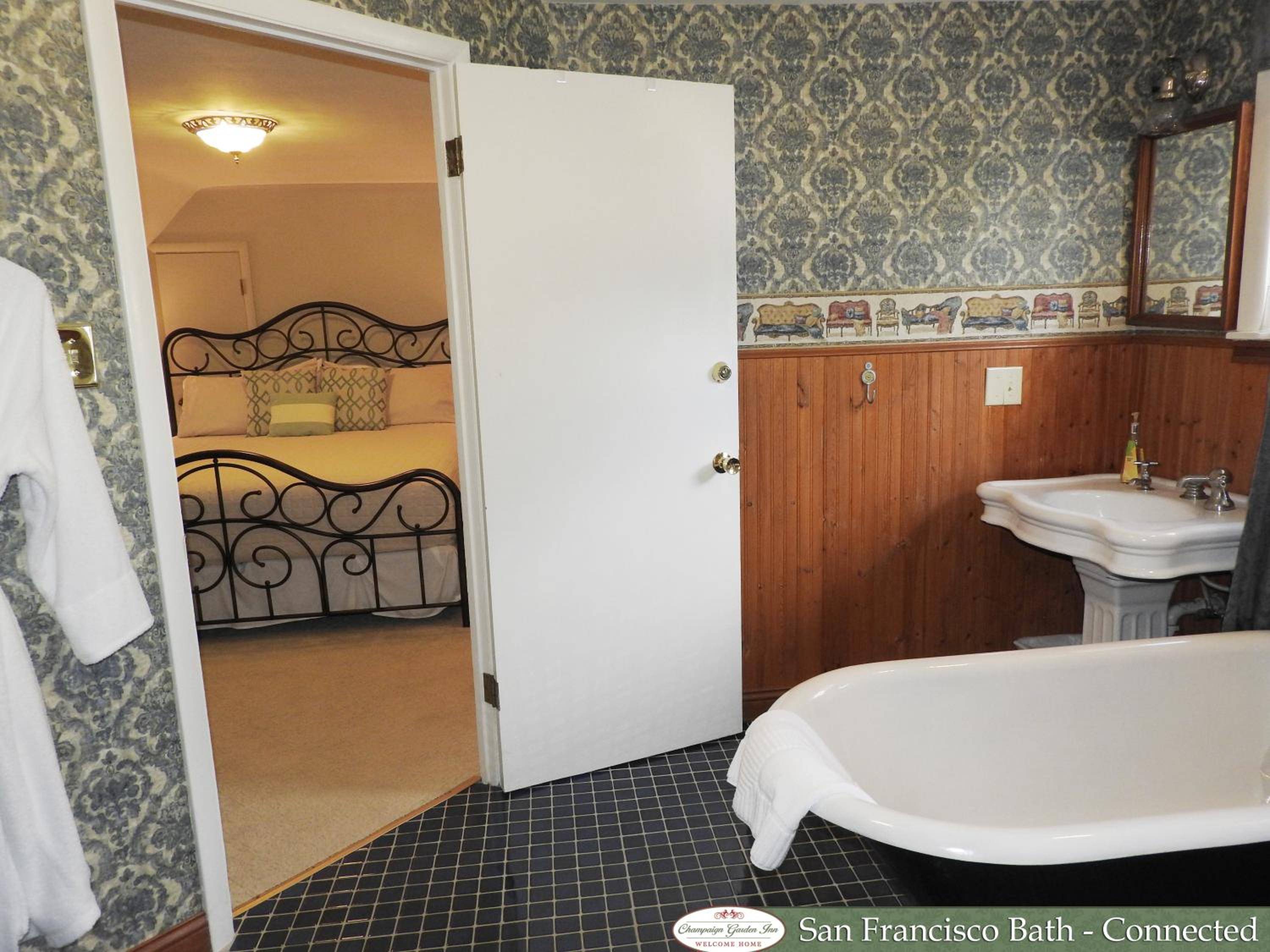 Champaign Garden Inn