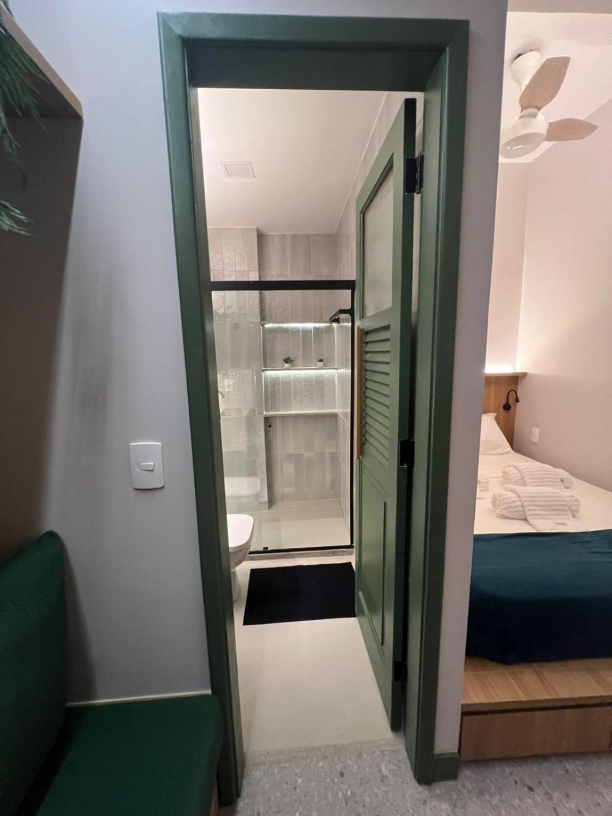 Studio Sofisticado à 600m da praia de Ipanema!