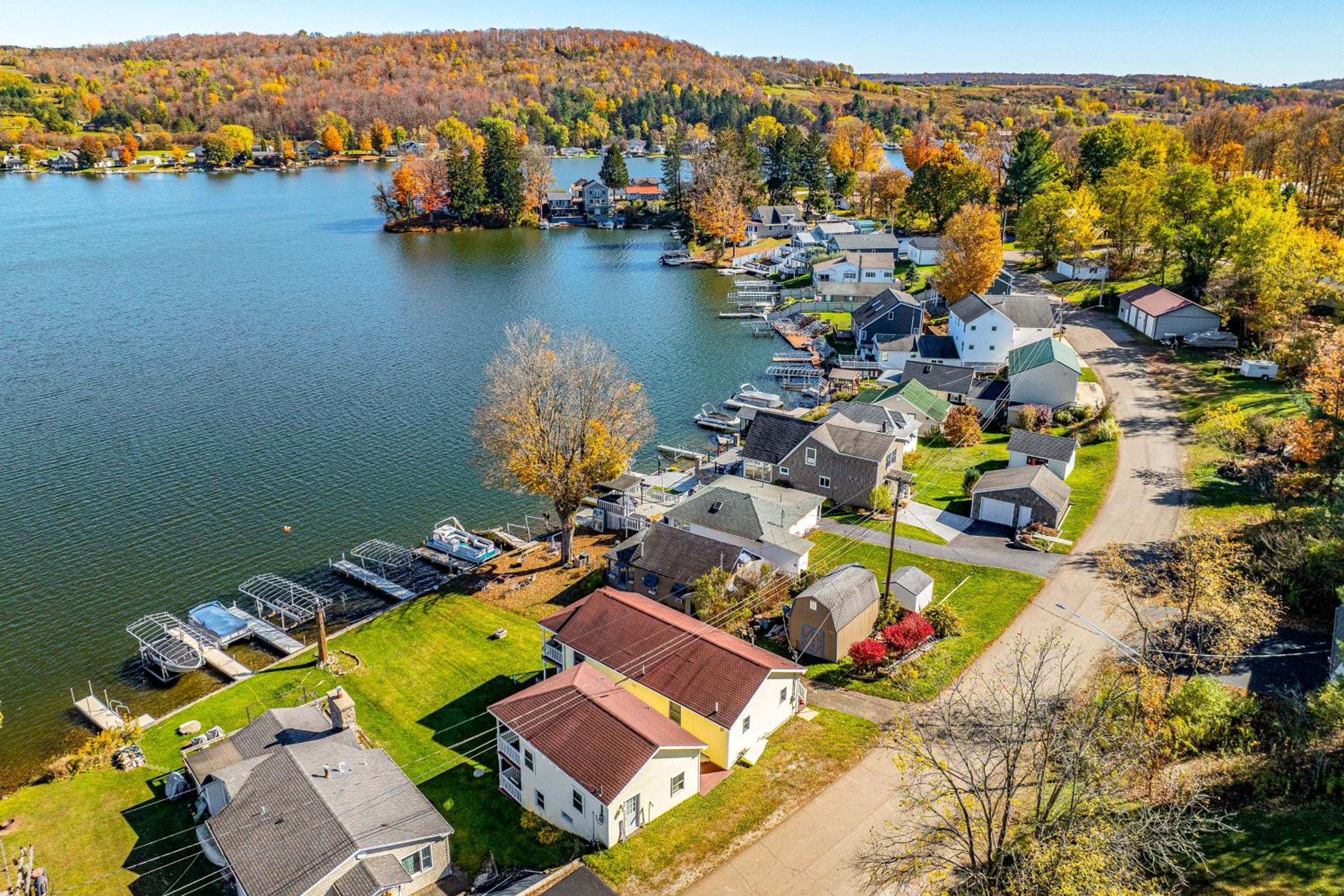 All-Season Adventures! Lime Lake Retreat with Dock